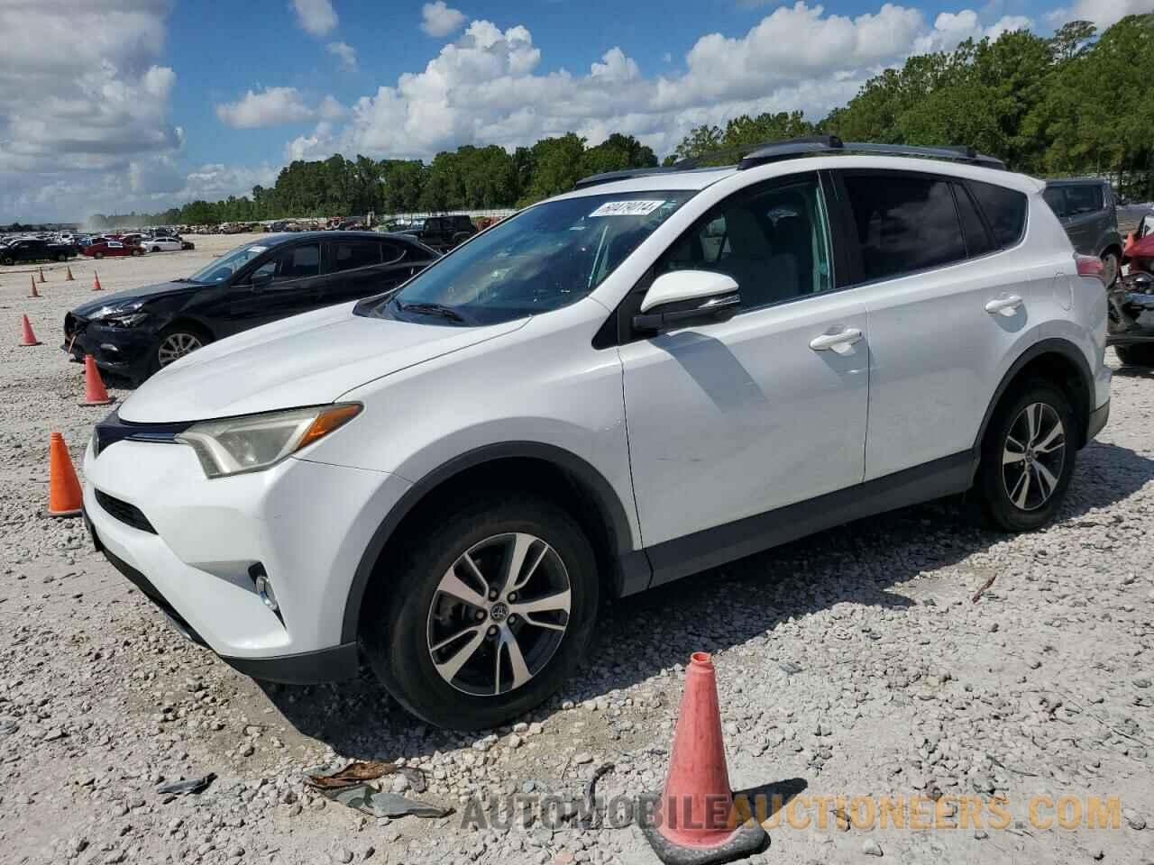 2T3WFREV2JW430837 TOYOTA RAV4 2018