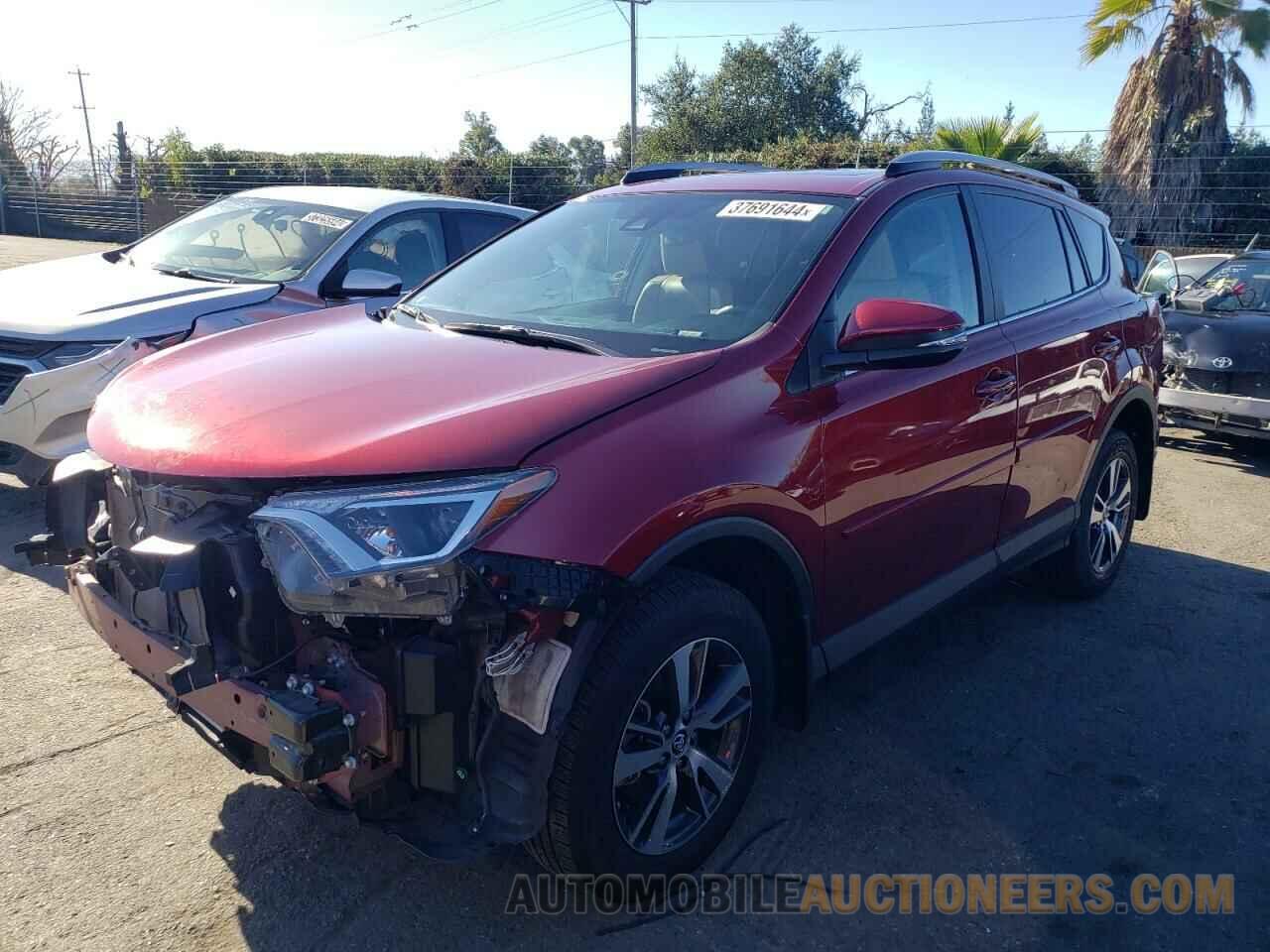 2T3WFREV2JW432653 TOYOTA RAV4 2018