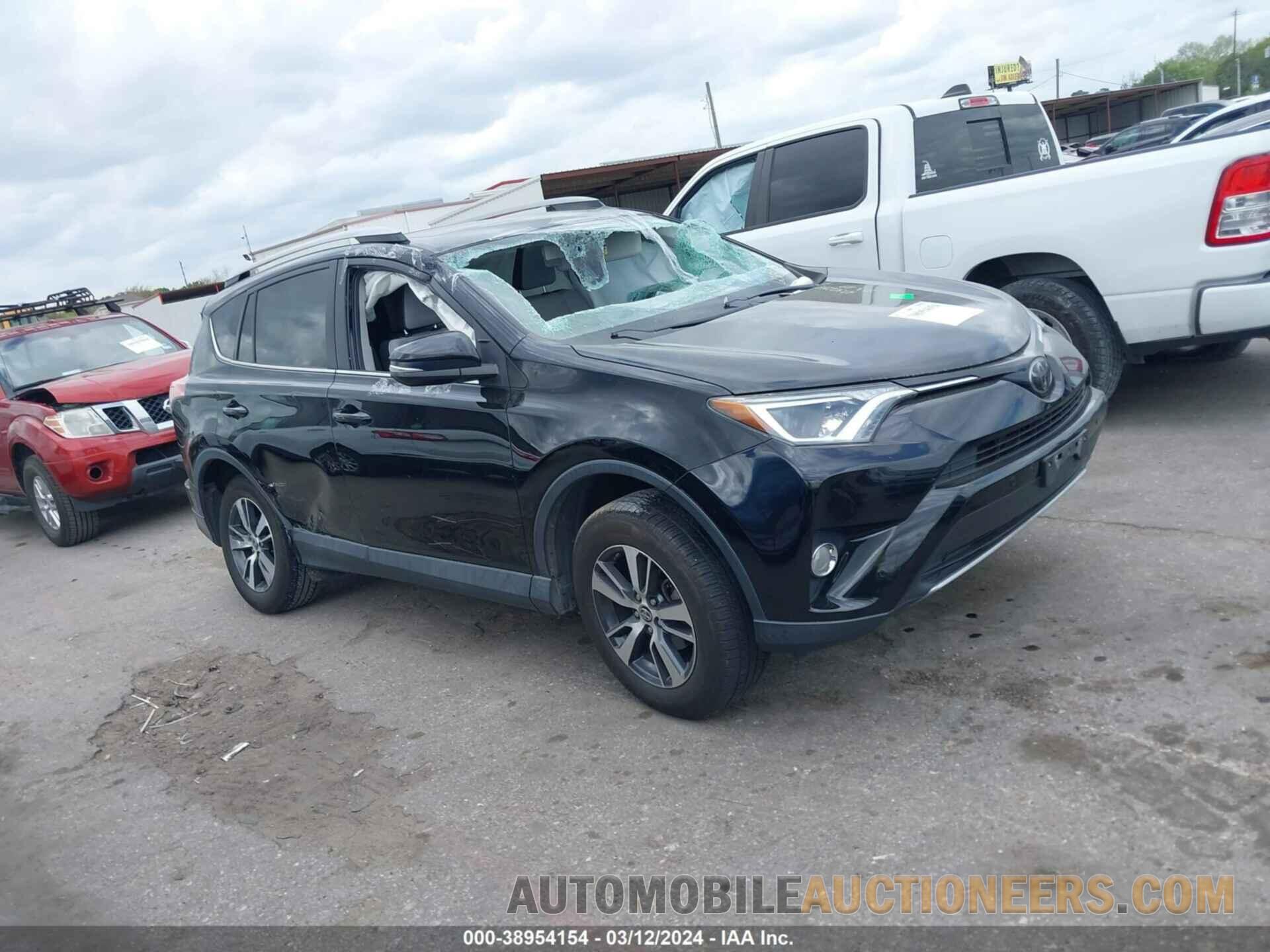 2T3WFREV2JW456080 TOYOTA RAV4 2018