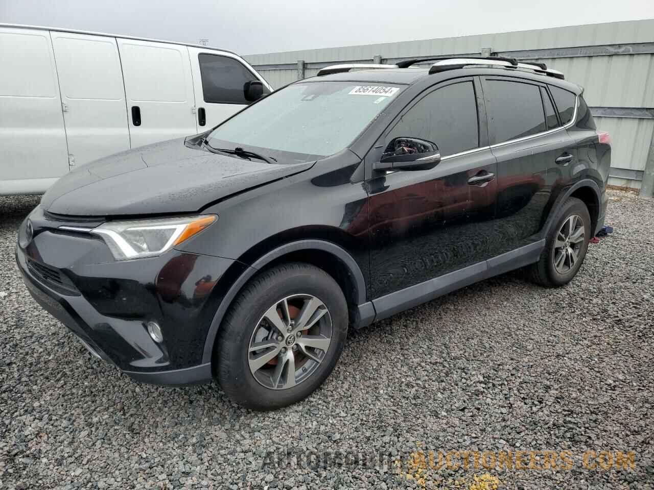 2T3WFREV2JW484591 TOYOTA RAV4 2018