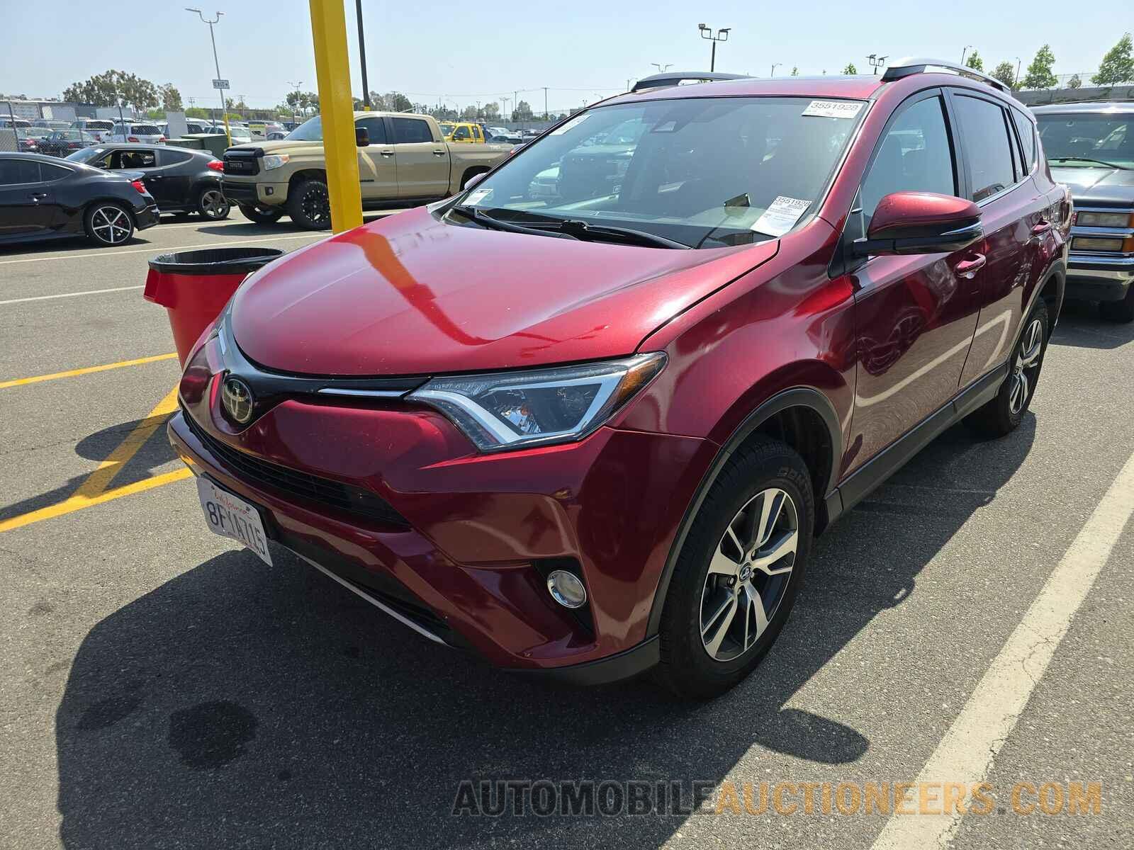 2T3WFREV2JW492321 Toyota RAV4 2018