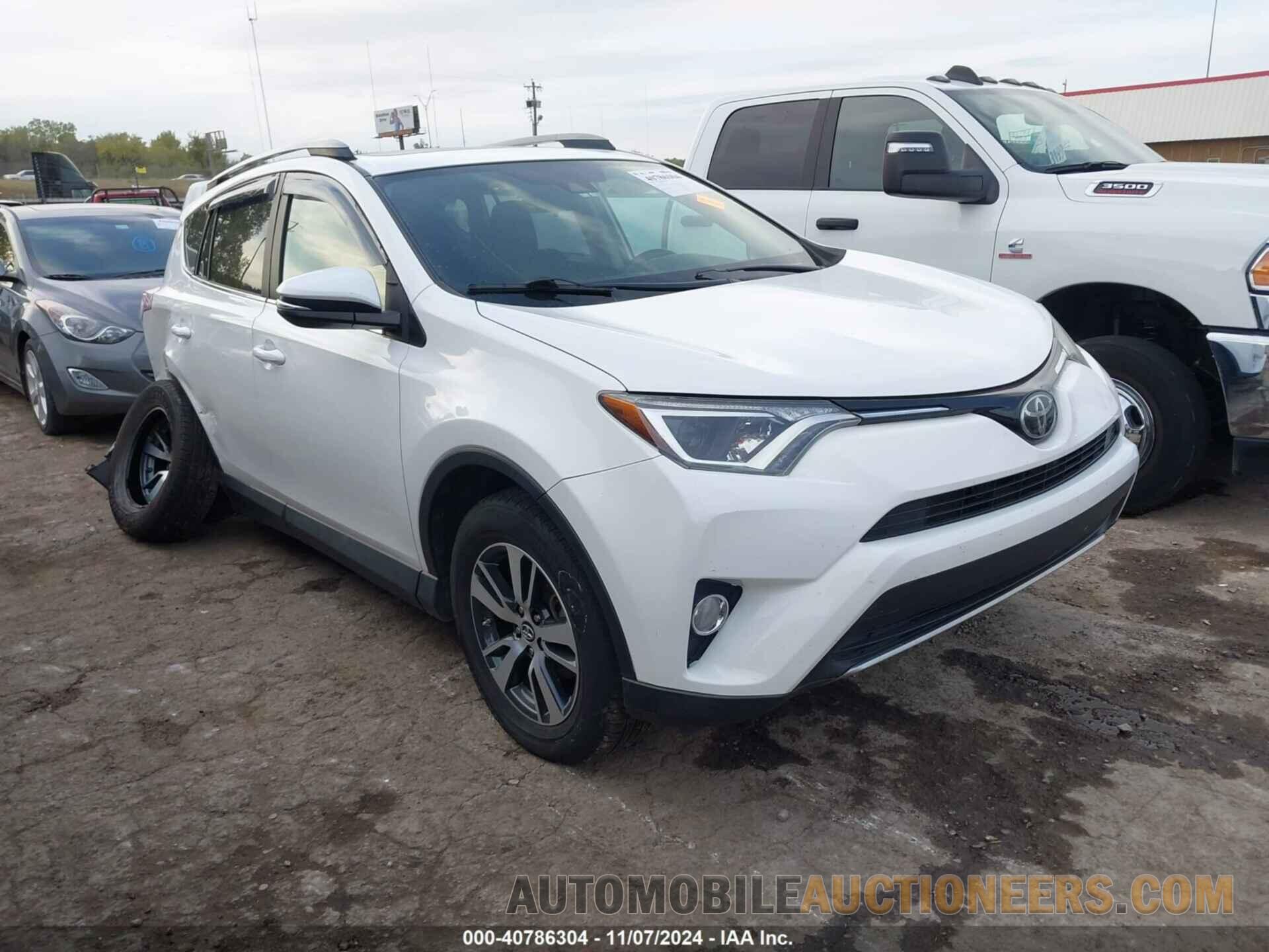 2T3WFREV2JW494330 TOYOTA RAV4 2018