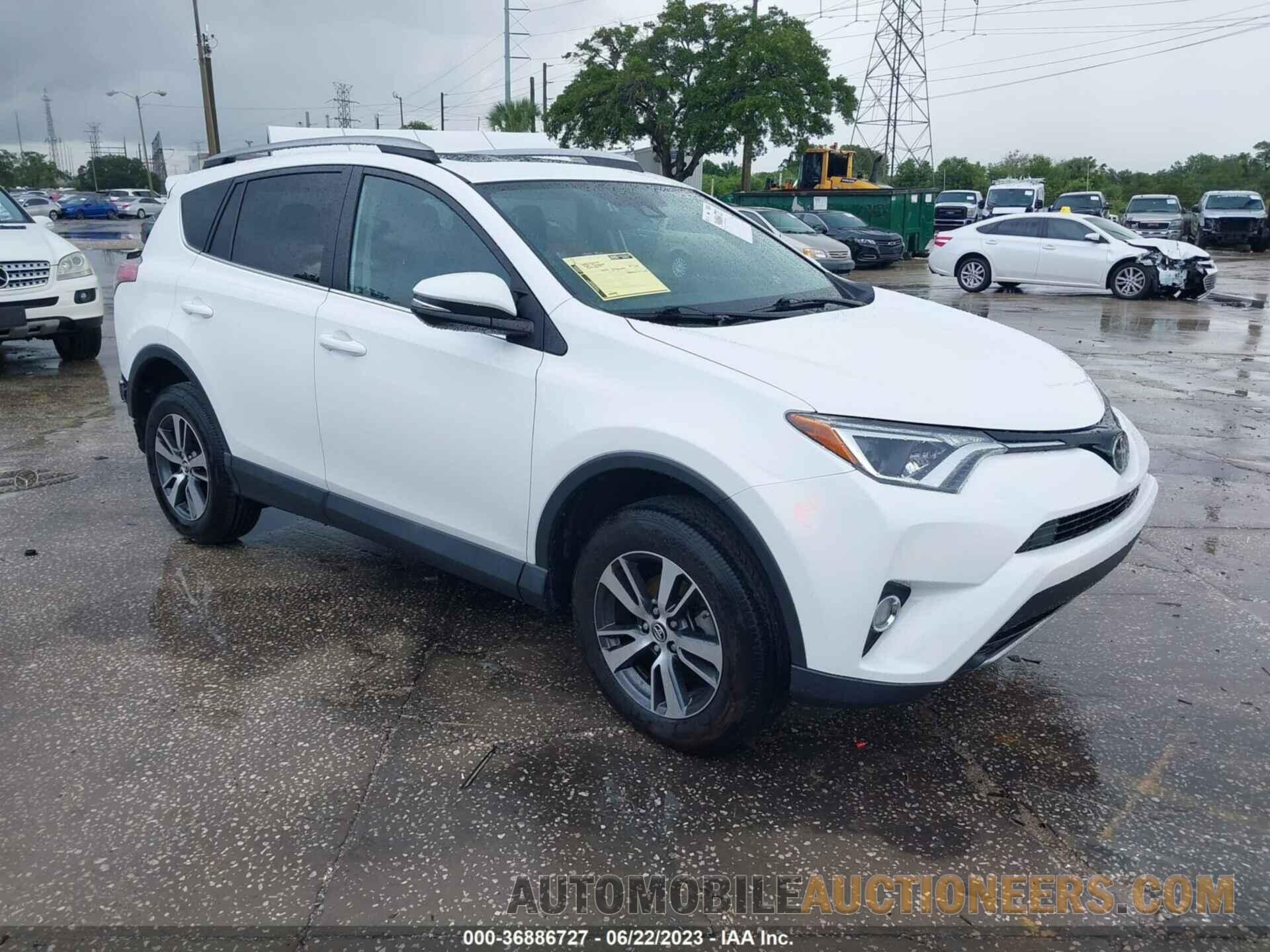 2T3WFREV2JW515855 TOYOTA RAV4 2018