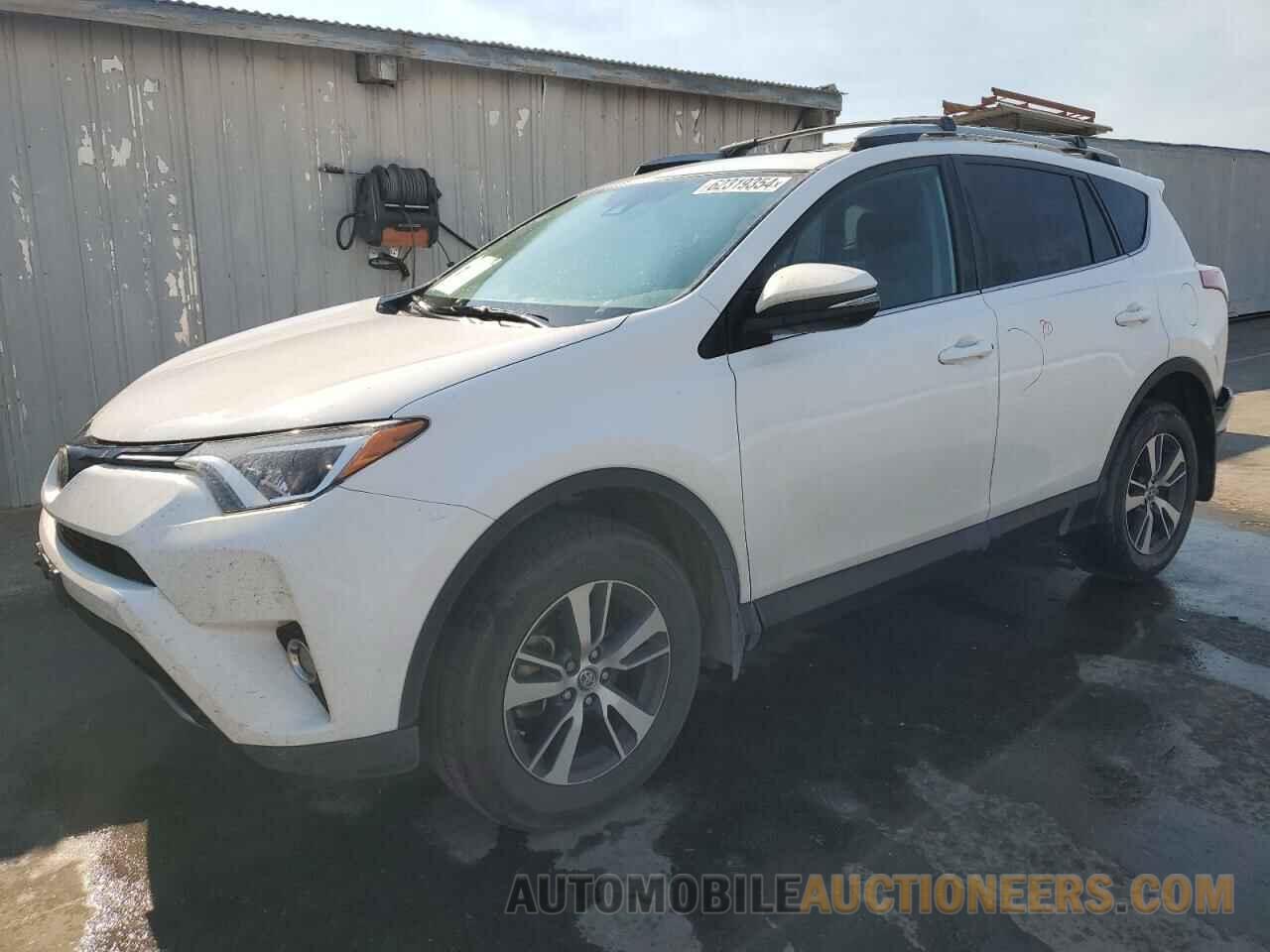 2T3WFREV2JW516472 TOYOTA RAV4 2018