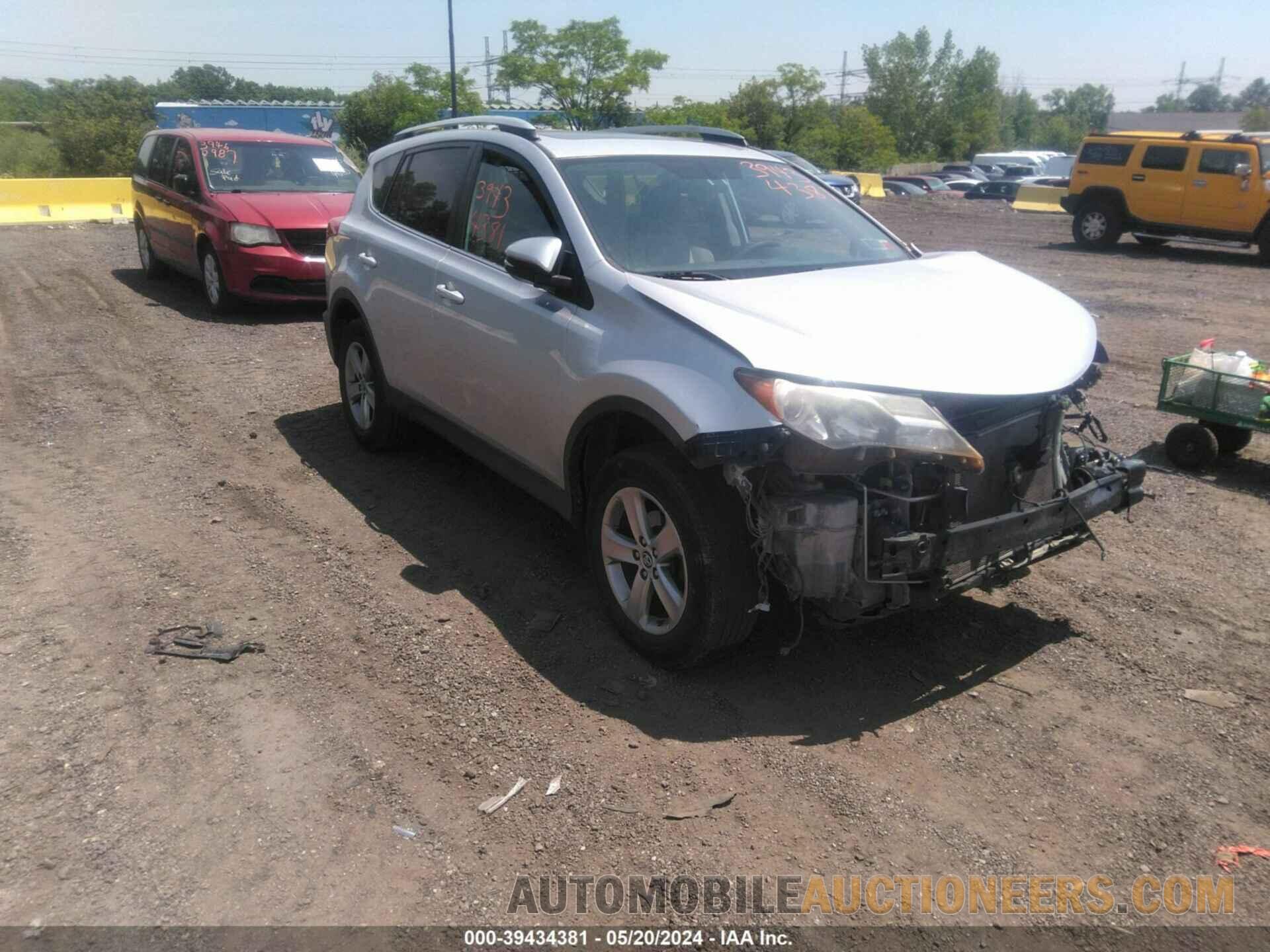 2T3WFREV3FW166874 TOYOTA RAV4 2015