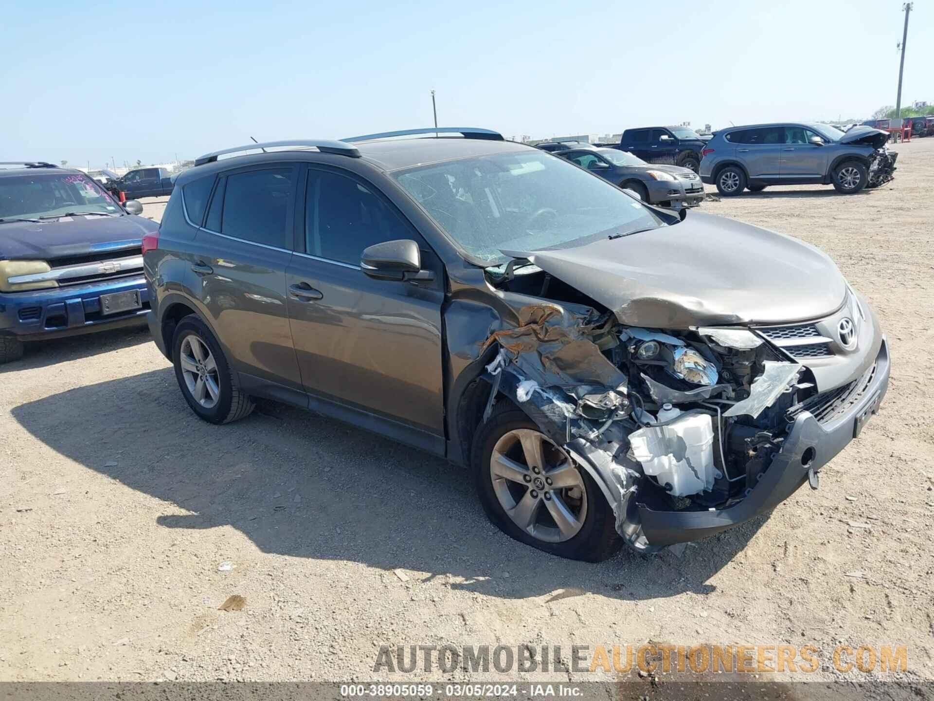 2T3WFREV3FW168544 TOYOTA RAV4 2015