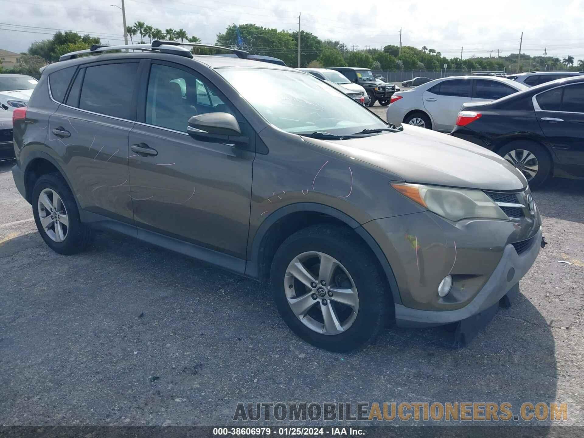 2T3WFREV3FW215667 TOYOTA RAV4 2015