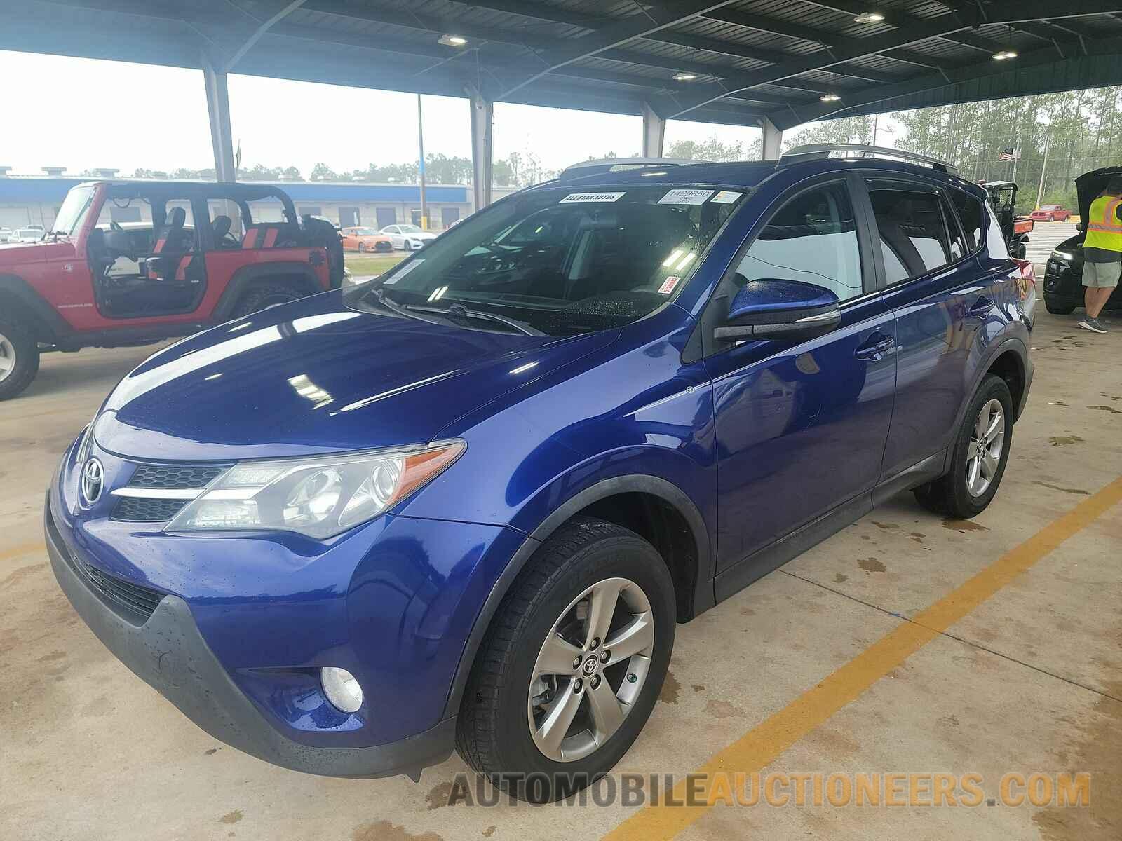 2T3WFREV3FW220996 Toyota RAV4 2015