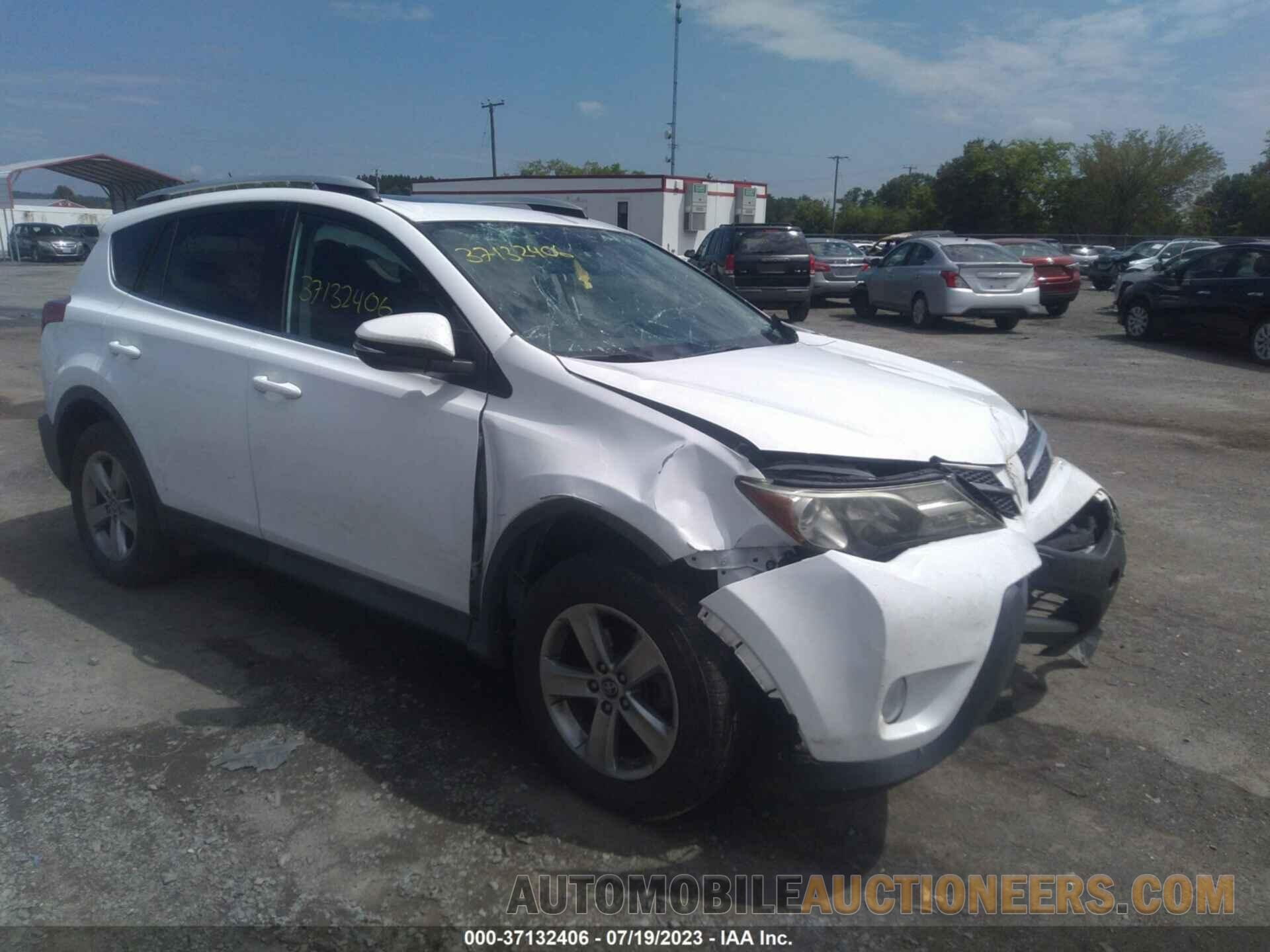 2T3WFREV3FW221081 TOYOTA RAV4 2015