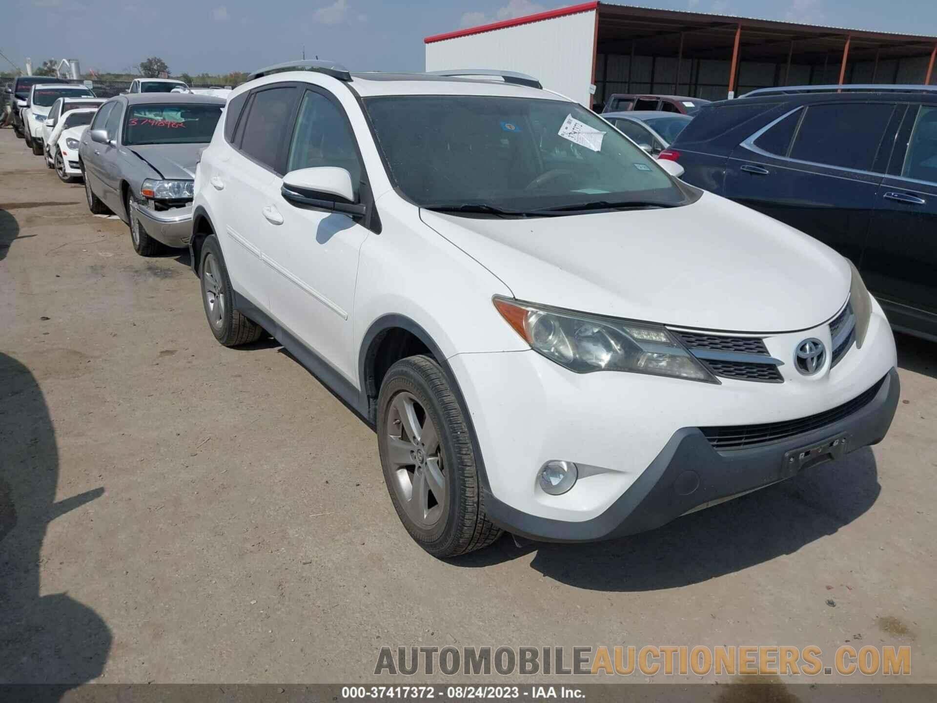 2T3WFREV3FW231061 TOYOTA RAV4 2015