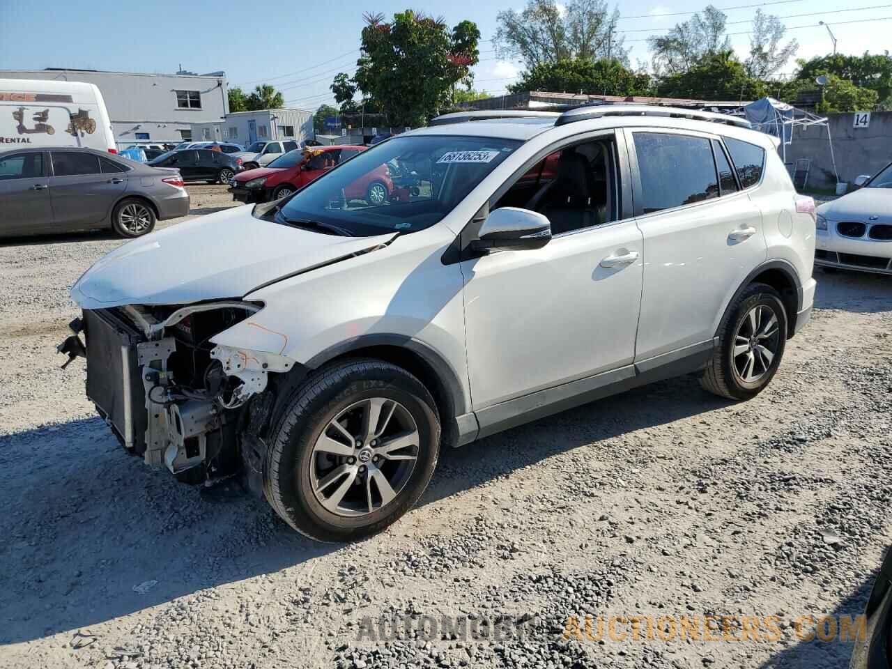 2T3WFREV3HW331065 TOYOTA RAV4 2017