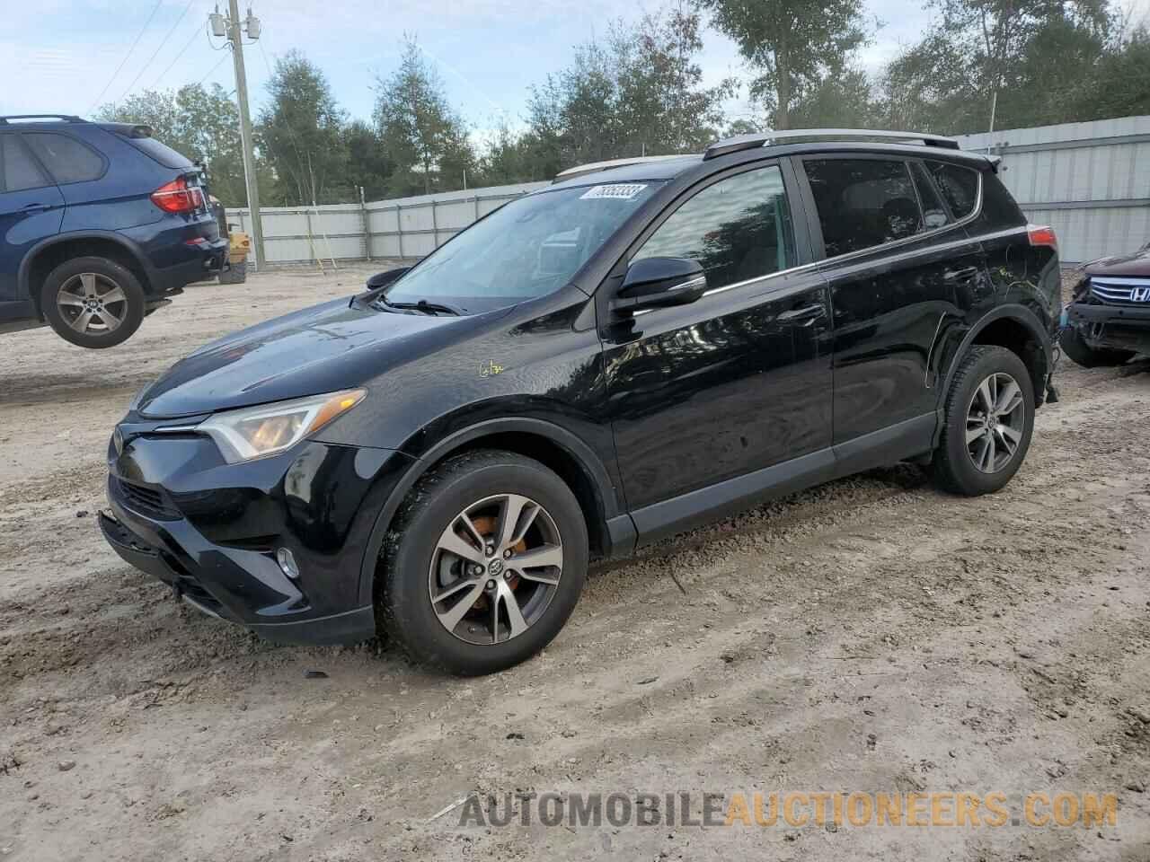 2T3WFREV3HW355947 TOYOTA RAV4 2017