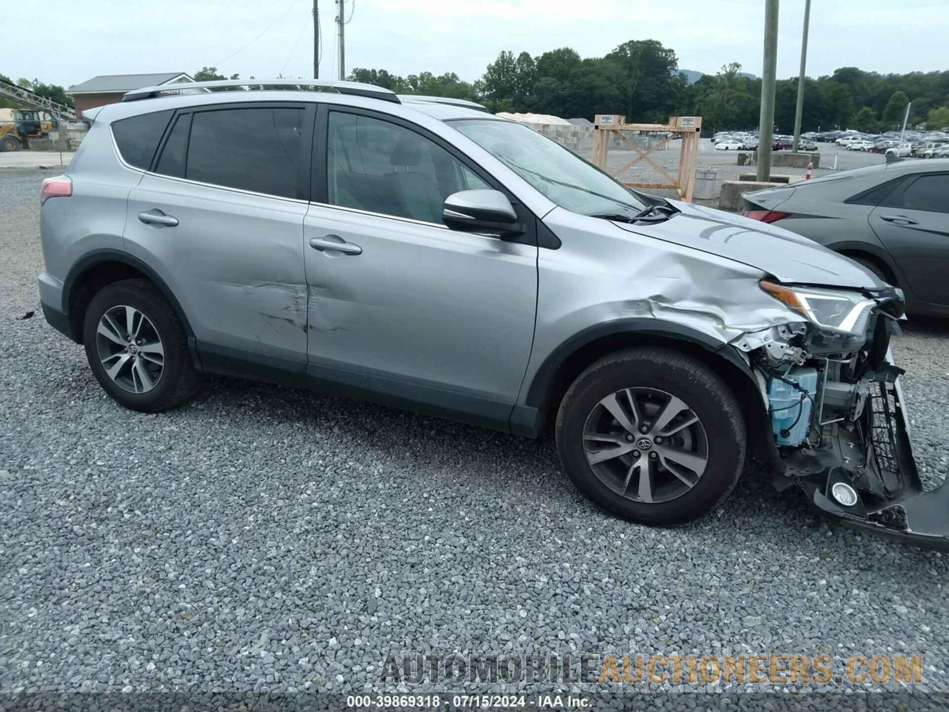 2T3WFREV3HW360923 TOYOTA RAV4 2017