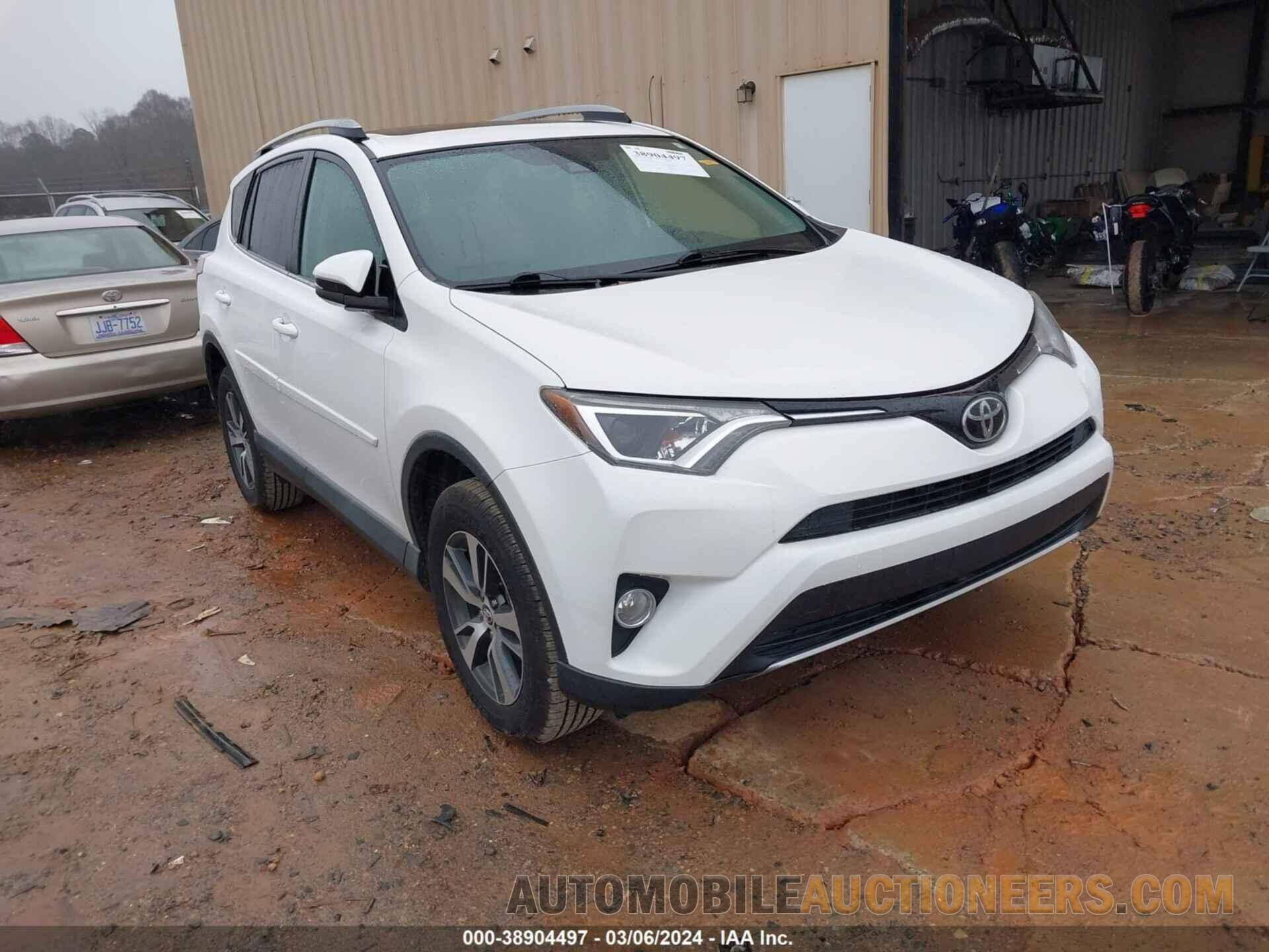 2T3WFREV3JW421662 TOYOTA RAV4 2018