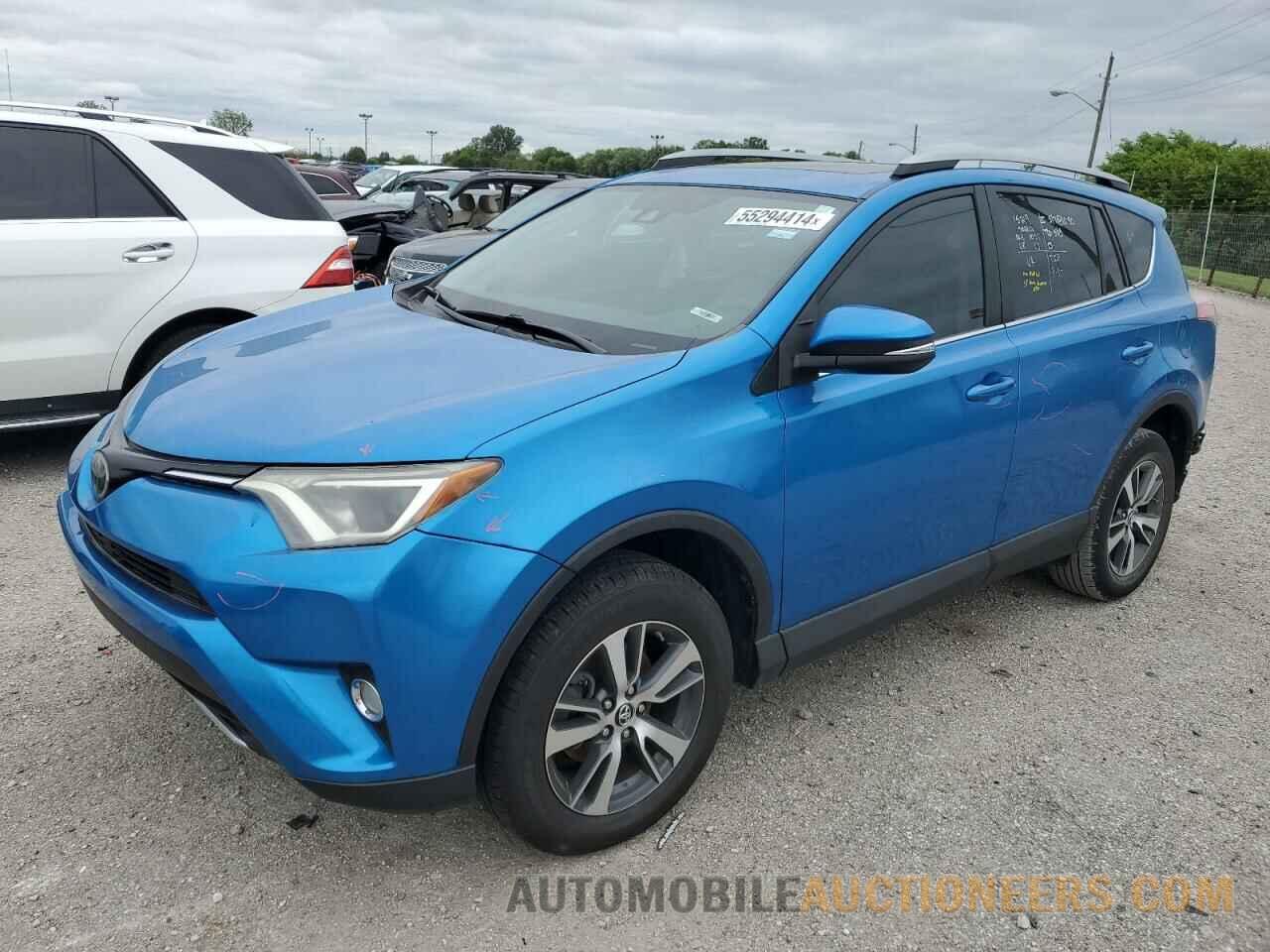 2T3WFREV3JW428725 TOYOTA RAV4 2018