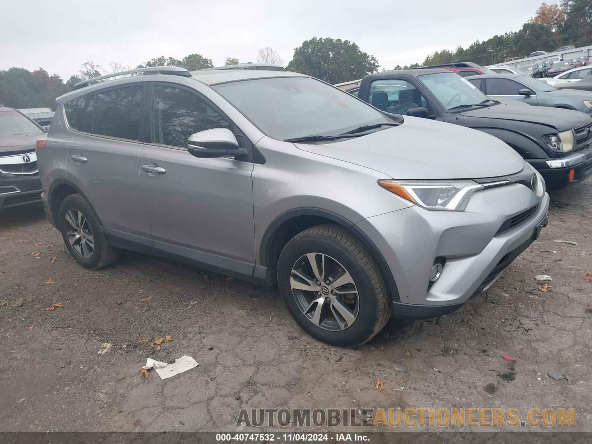 2T3WFREV3JW437747 TOYOTA RAV4 2018