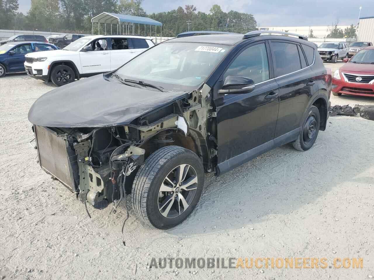 2T3WFREV3JW452748 TOYOTA RAV4 2018