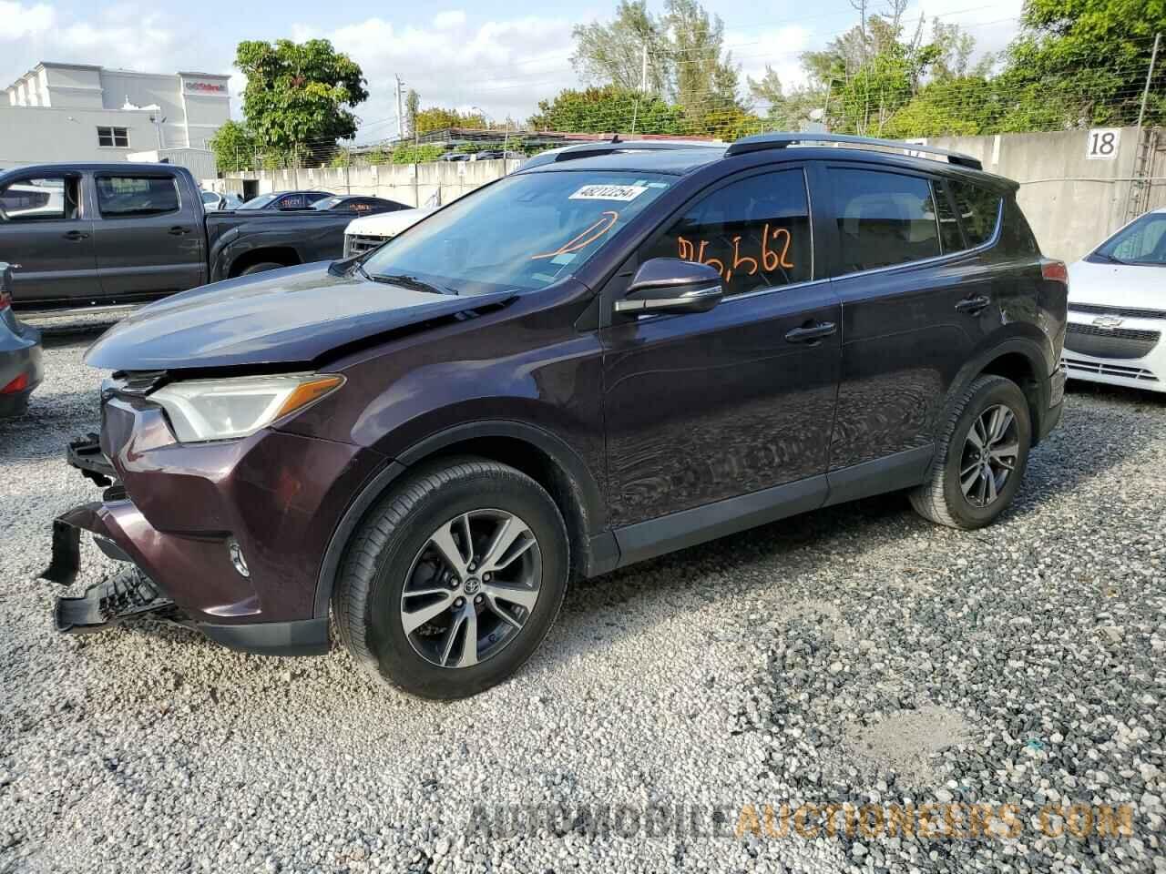 2T3WFREV3JW461398 TOYOTA RAV4 2018