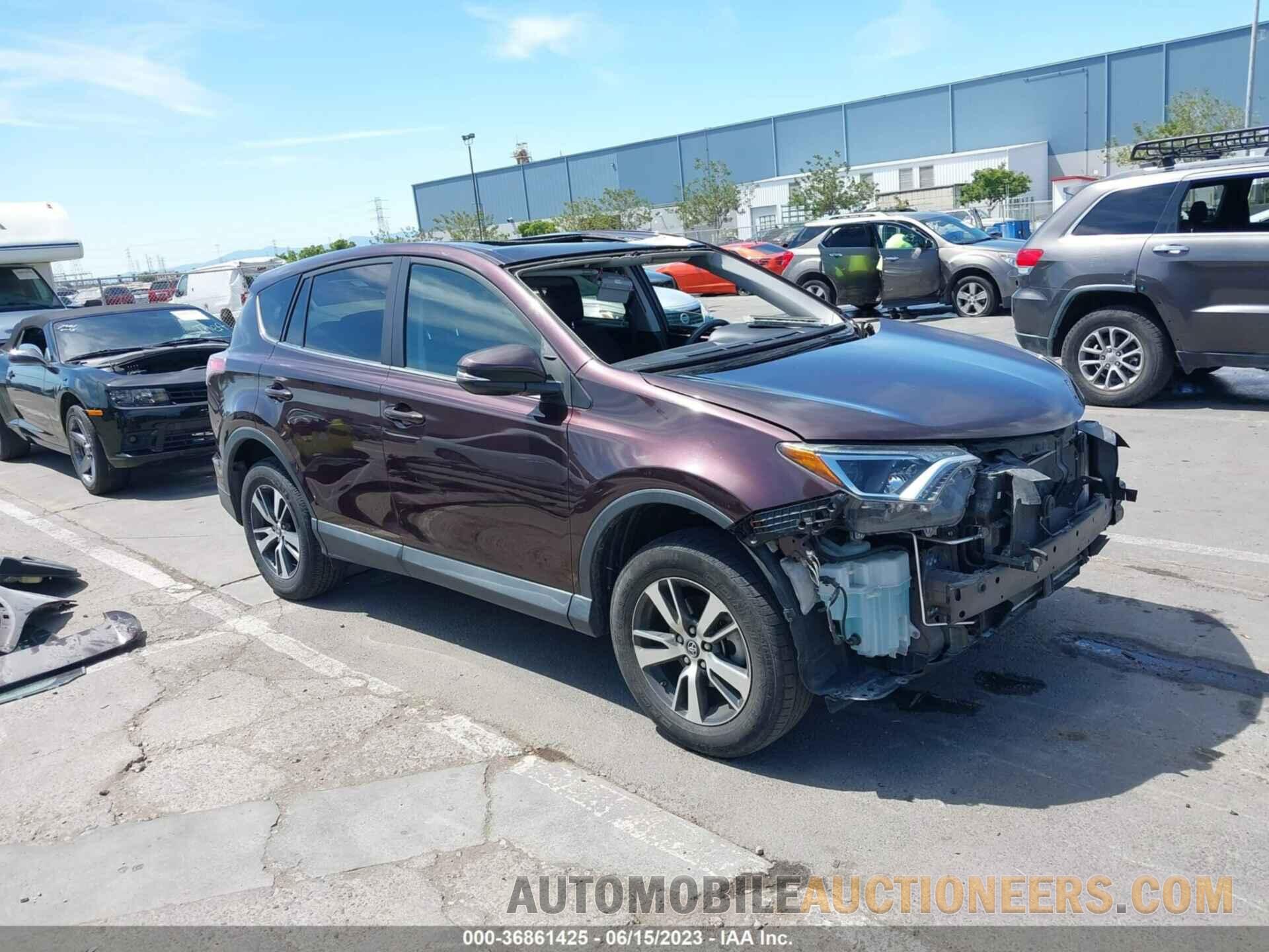 2T3WFREV3JW462065 TOYOTA RAV4 2018