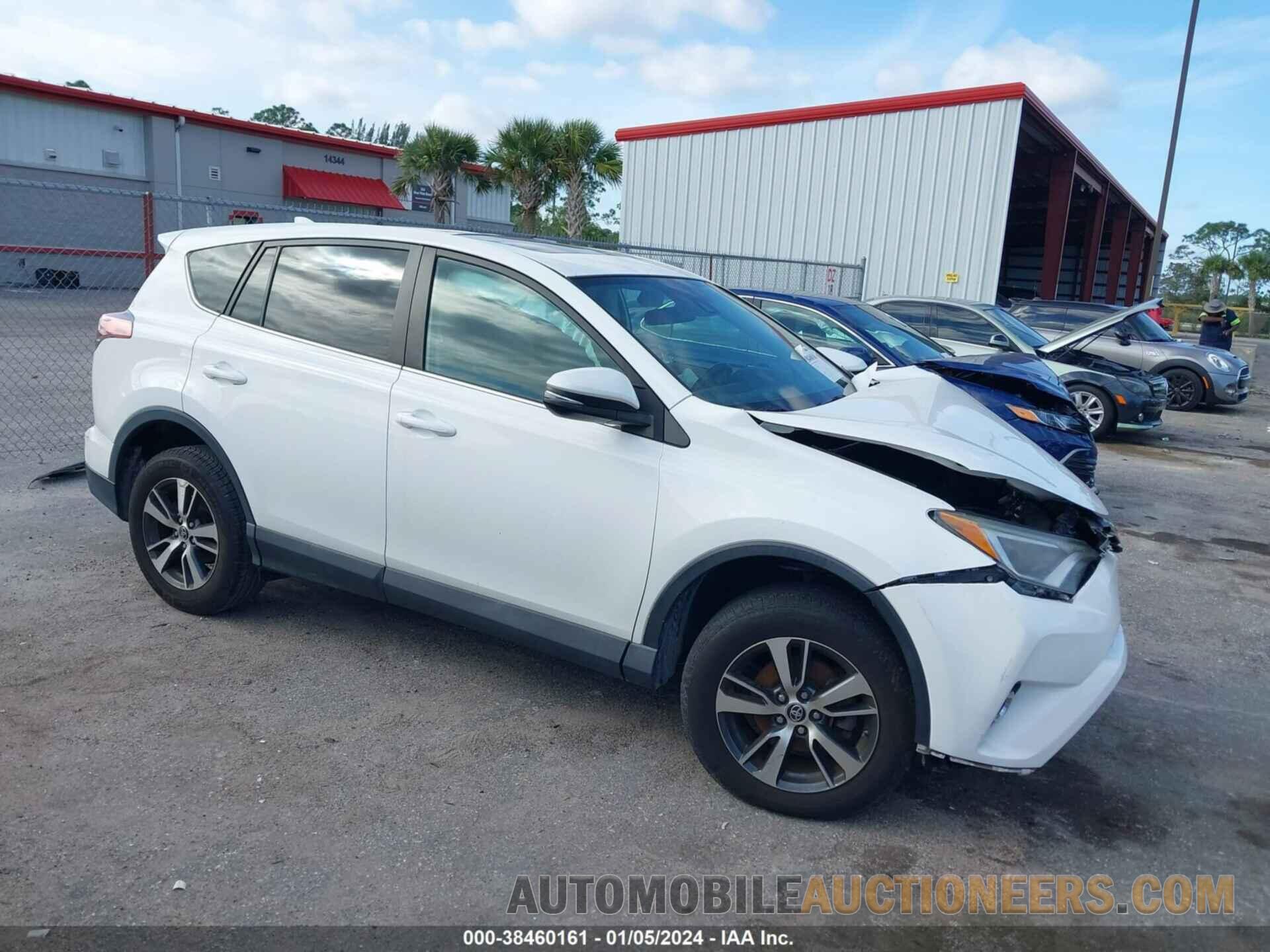 2T3WFREV3JW482574 TOYOTA RAV4 2018