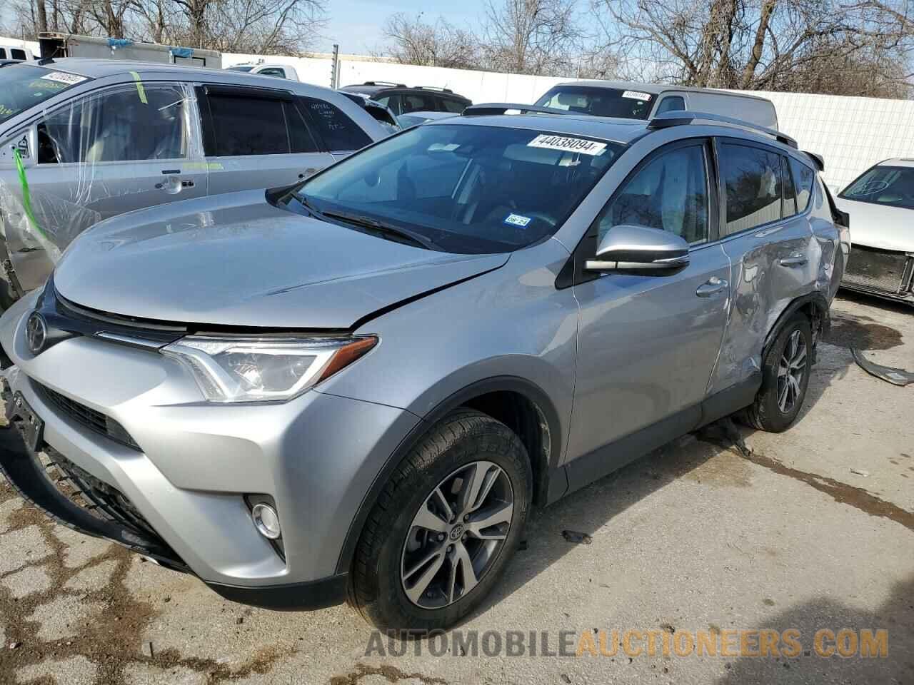 2T3WFREV3JW493770 TOYOTA RAV4 2018