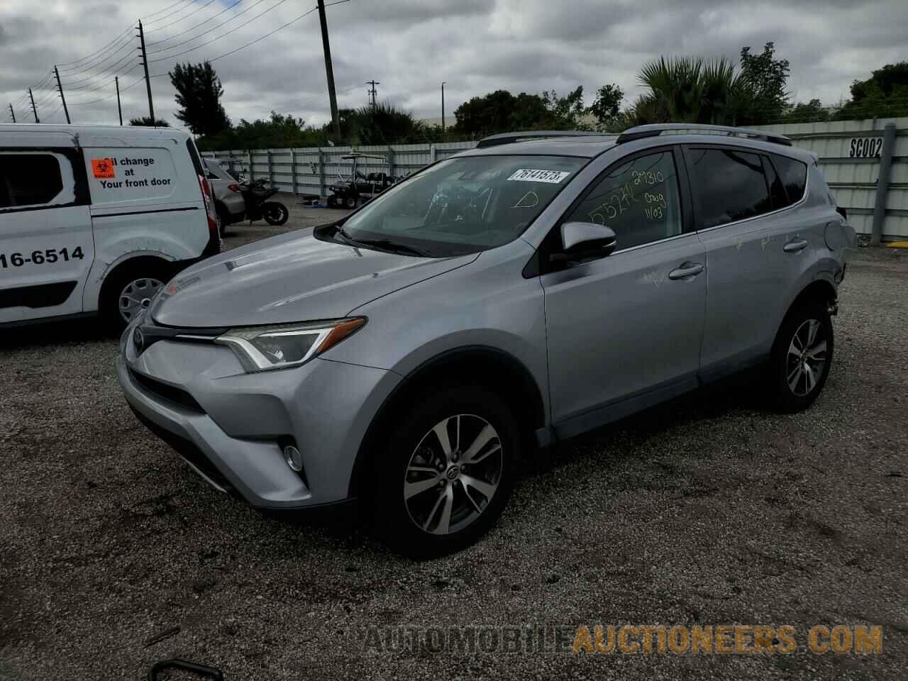 2T3WFREV3JW521650 TOYOTA RAV4 2018