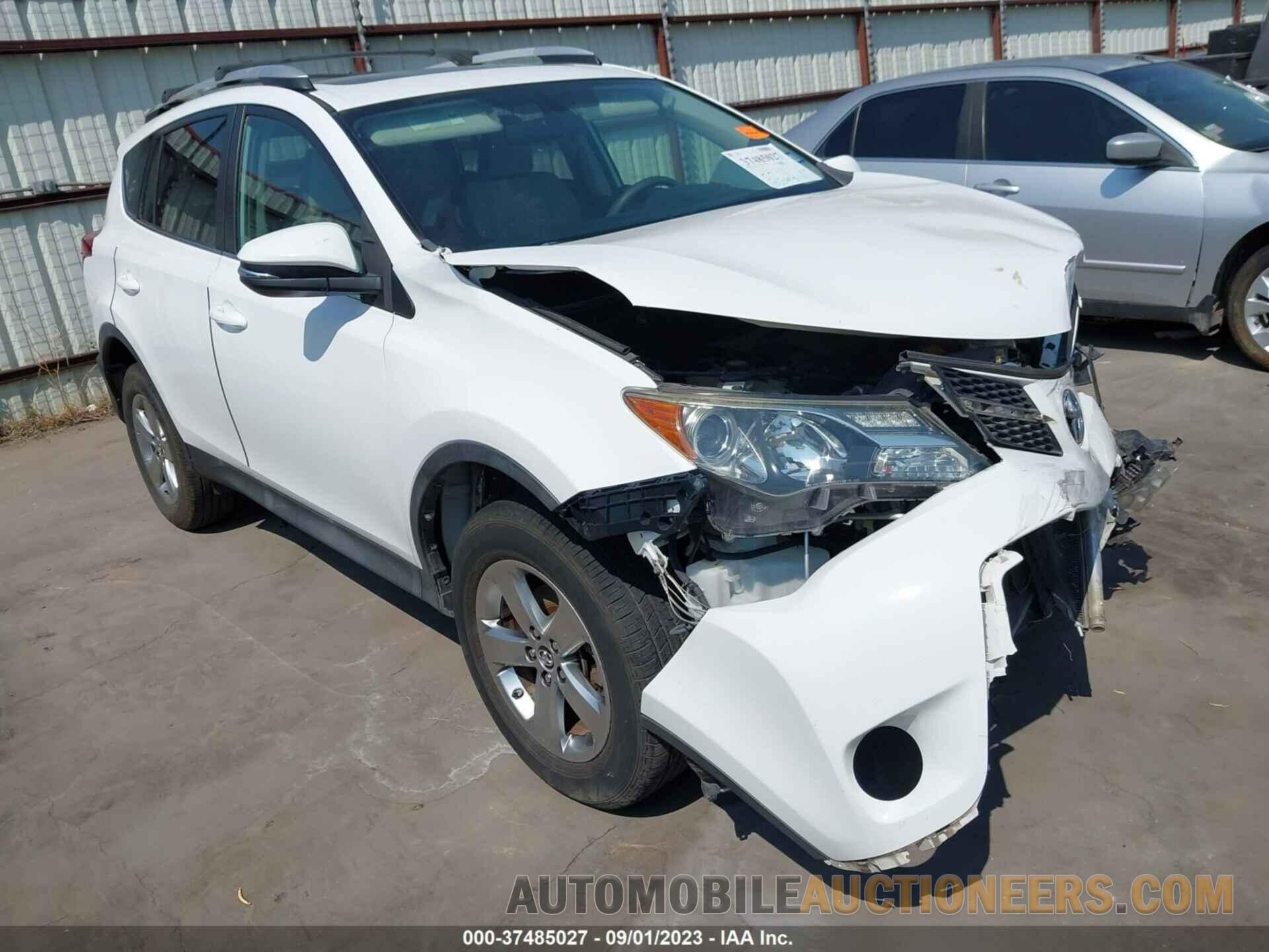 2T3WFREV4FW137528 TOYOTA RAV4 2015