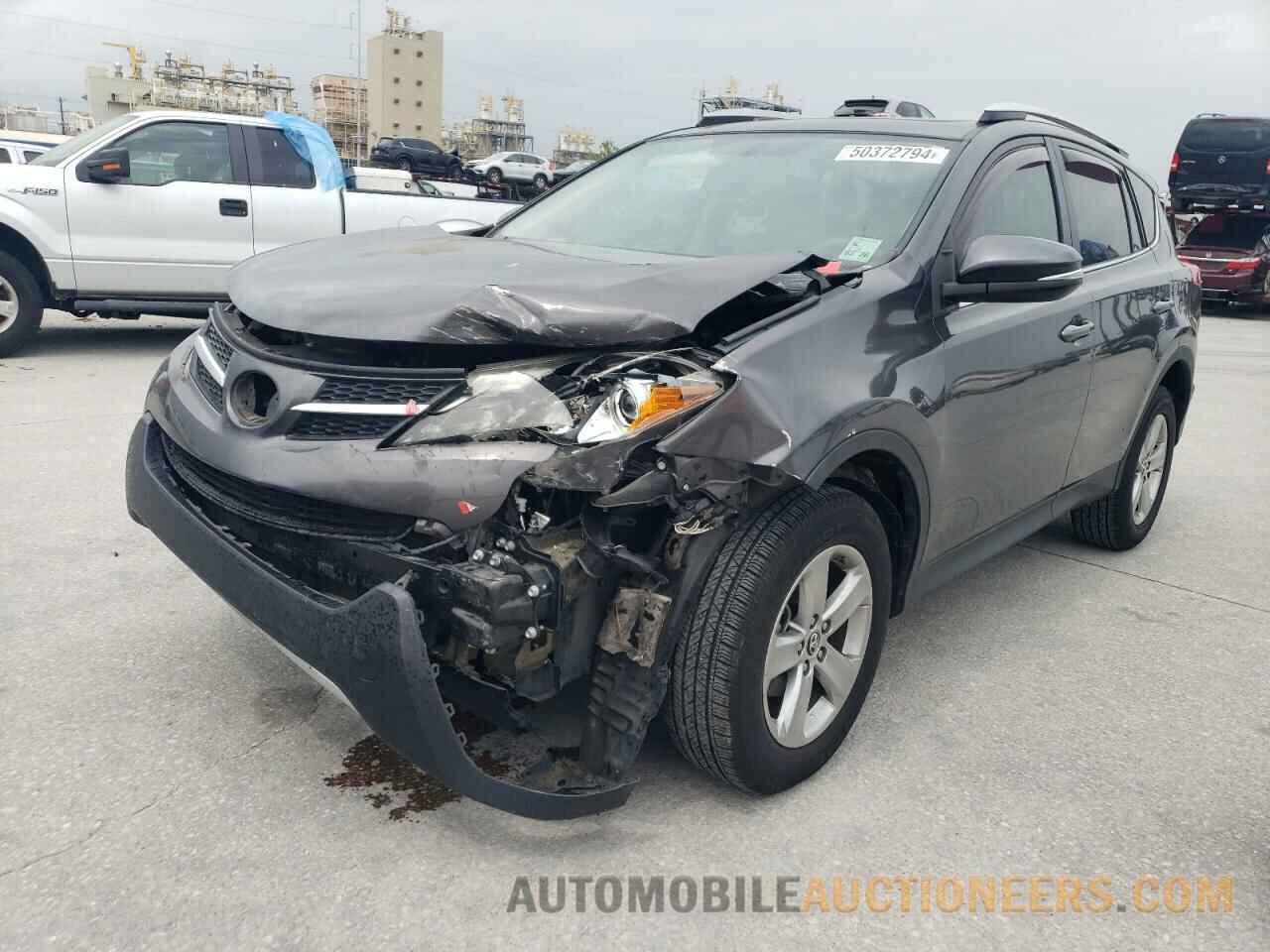 2T3WFREV4FW164678 TOYOTA RAV4 2015