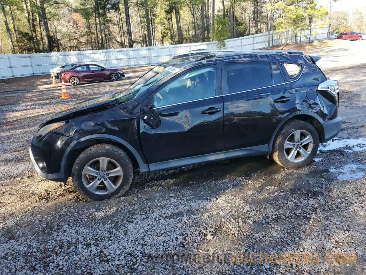 2T3WFREV4FW172456 TOYOTA RAV4 2015