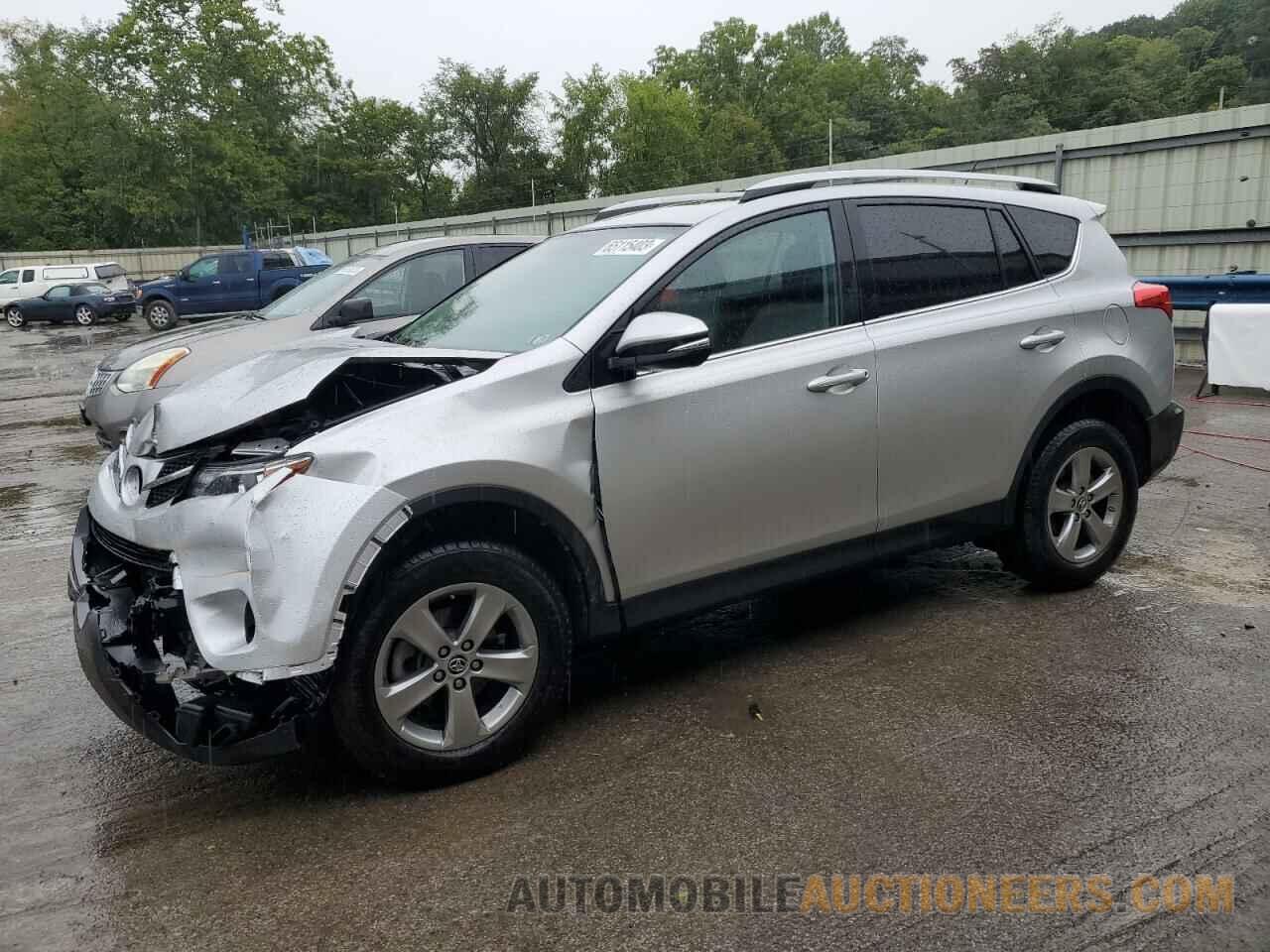 2T3WFREV4FW210588 TOYOTA RAV4 2015