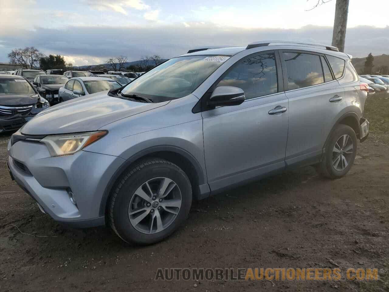 2T3WFREV4GW284823 TOYOTA RAV4 2016