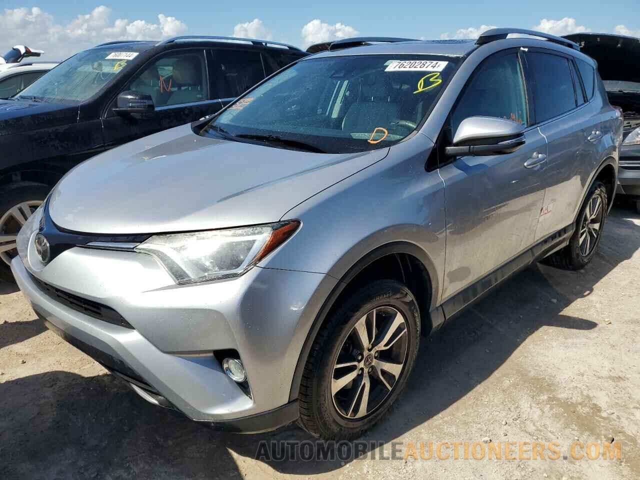 2T3WFREV4HW327008 TOYOTA RAV4 2017