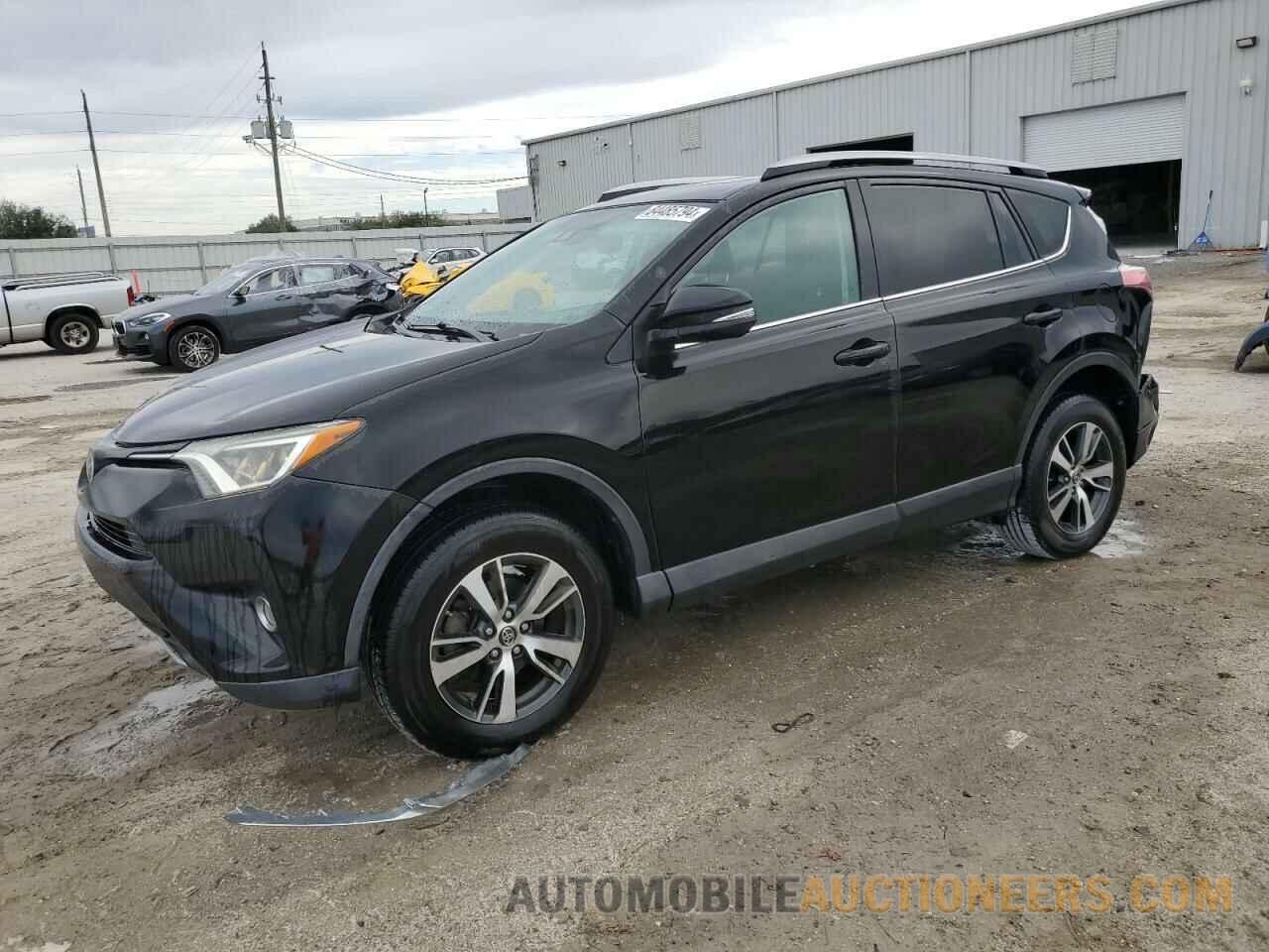 2T3WFREV4HW351566 TOYOTA RAV4 2017