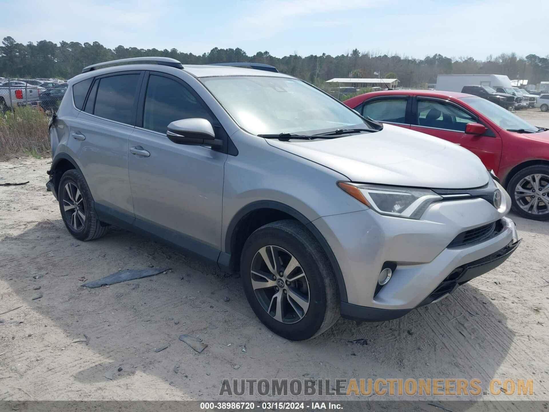 2T3WFREV4HW352796 TOYOTA RAV4 2017