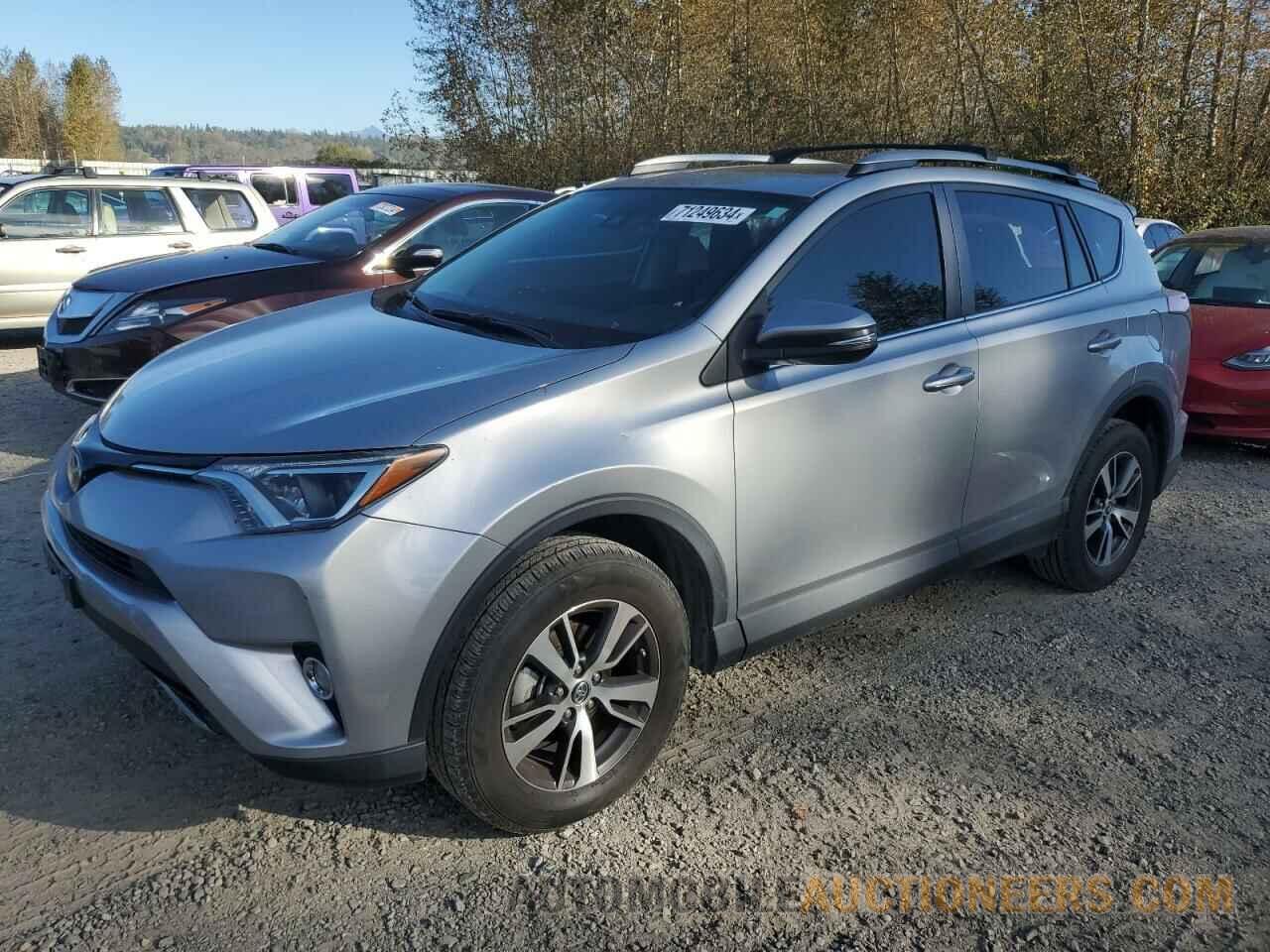 2T3WFREV4HW369257 TOYOTA RAV4 2017