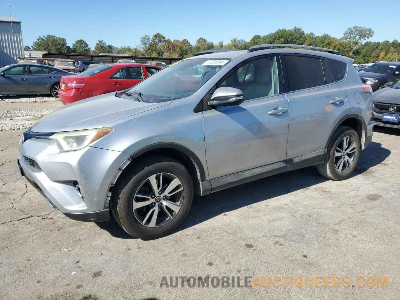 2T3WFREV4HW370425 TOYOTA RAV4 2017