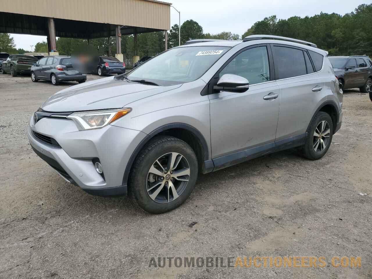 2T3WFREV4HW403875 TOYOTA RAV4 2017