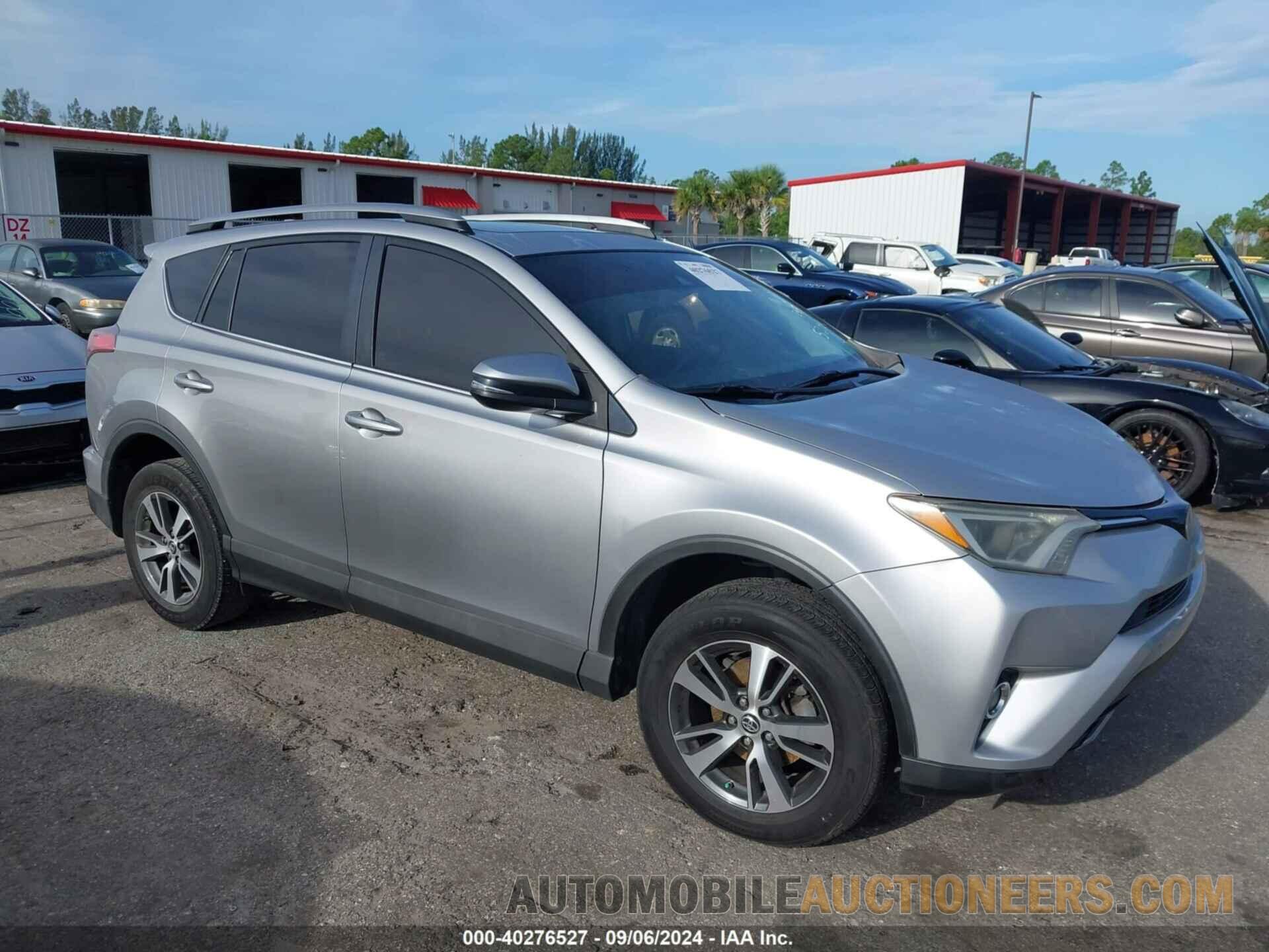 2T3WFREV4HW405240 TOYOTA RAV4 2017