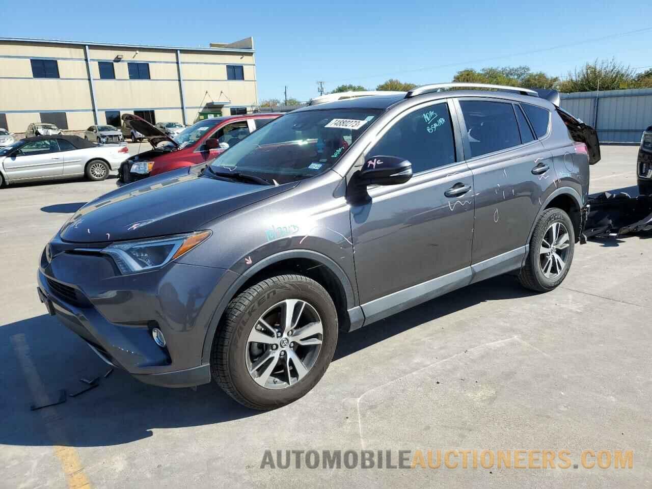 2T3WFREV4JW432220 TOYOTA RAV4 2018