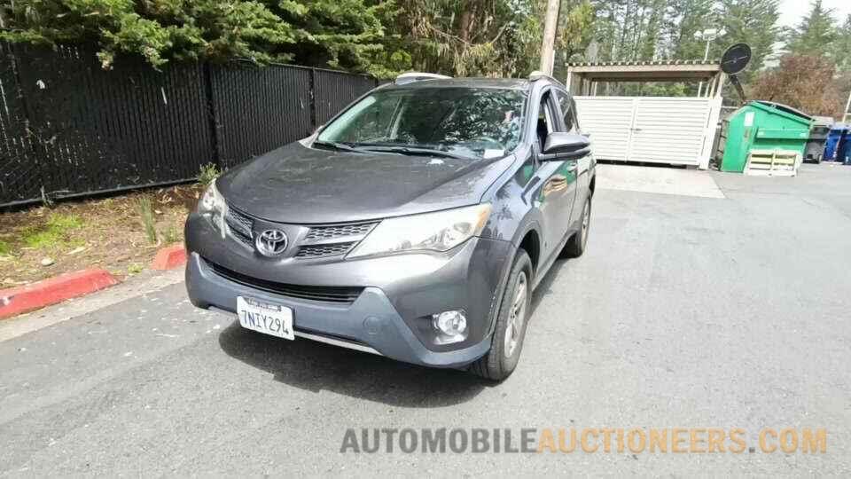 2T3WFREV5FW228615 Toyota RAV4 2015