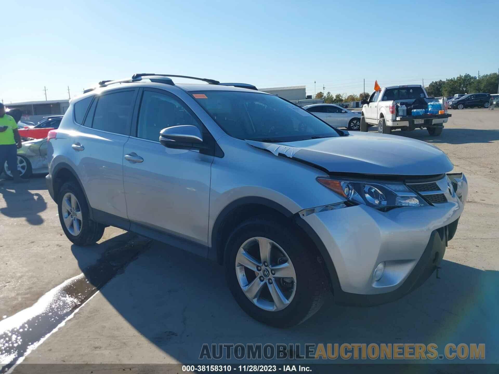 2T3WFREV5FW230607 TOYOTA RAV4 2015