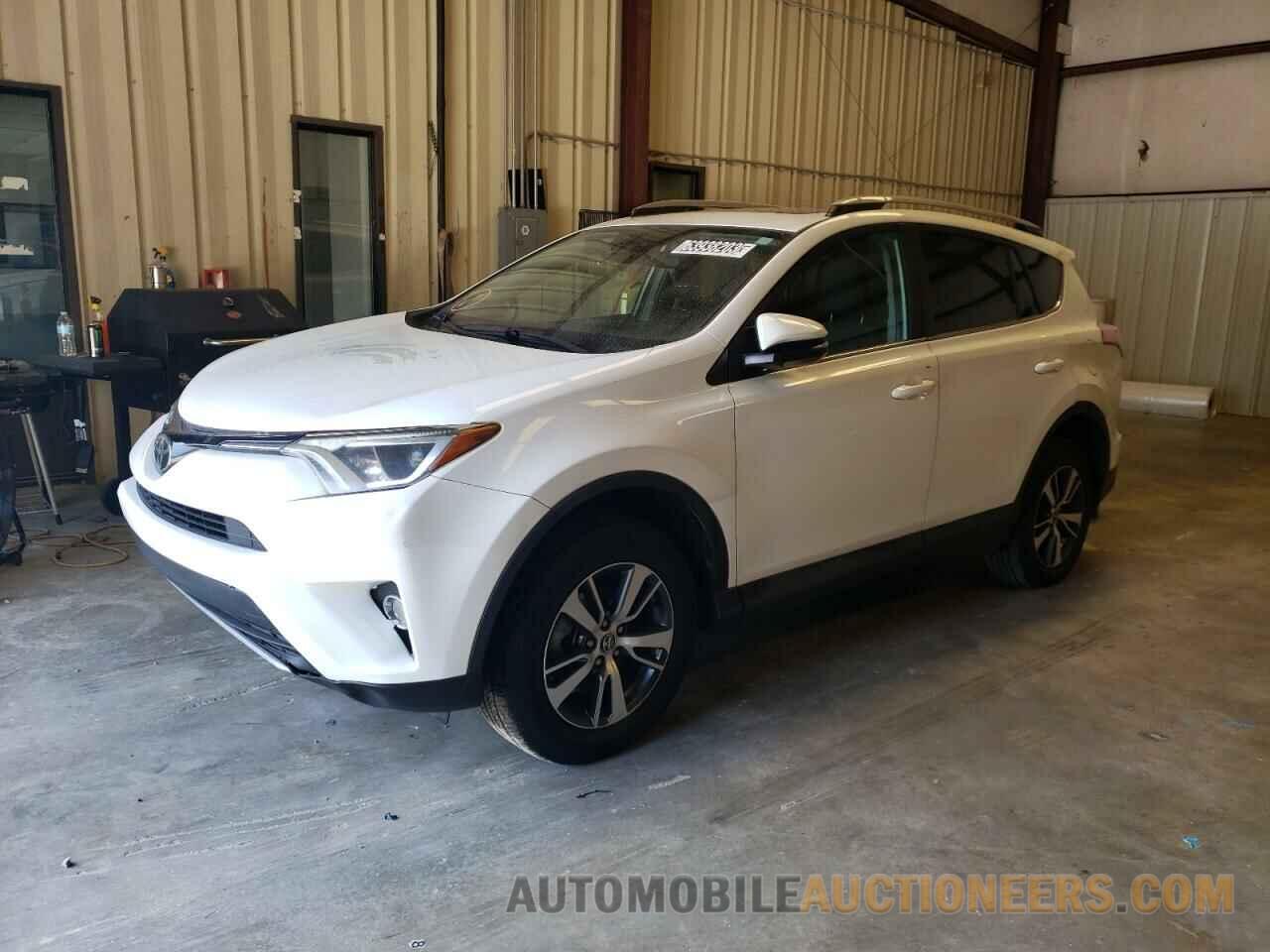 2T3WFREV5HW327745 TOYOTA RAV4 2017