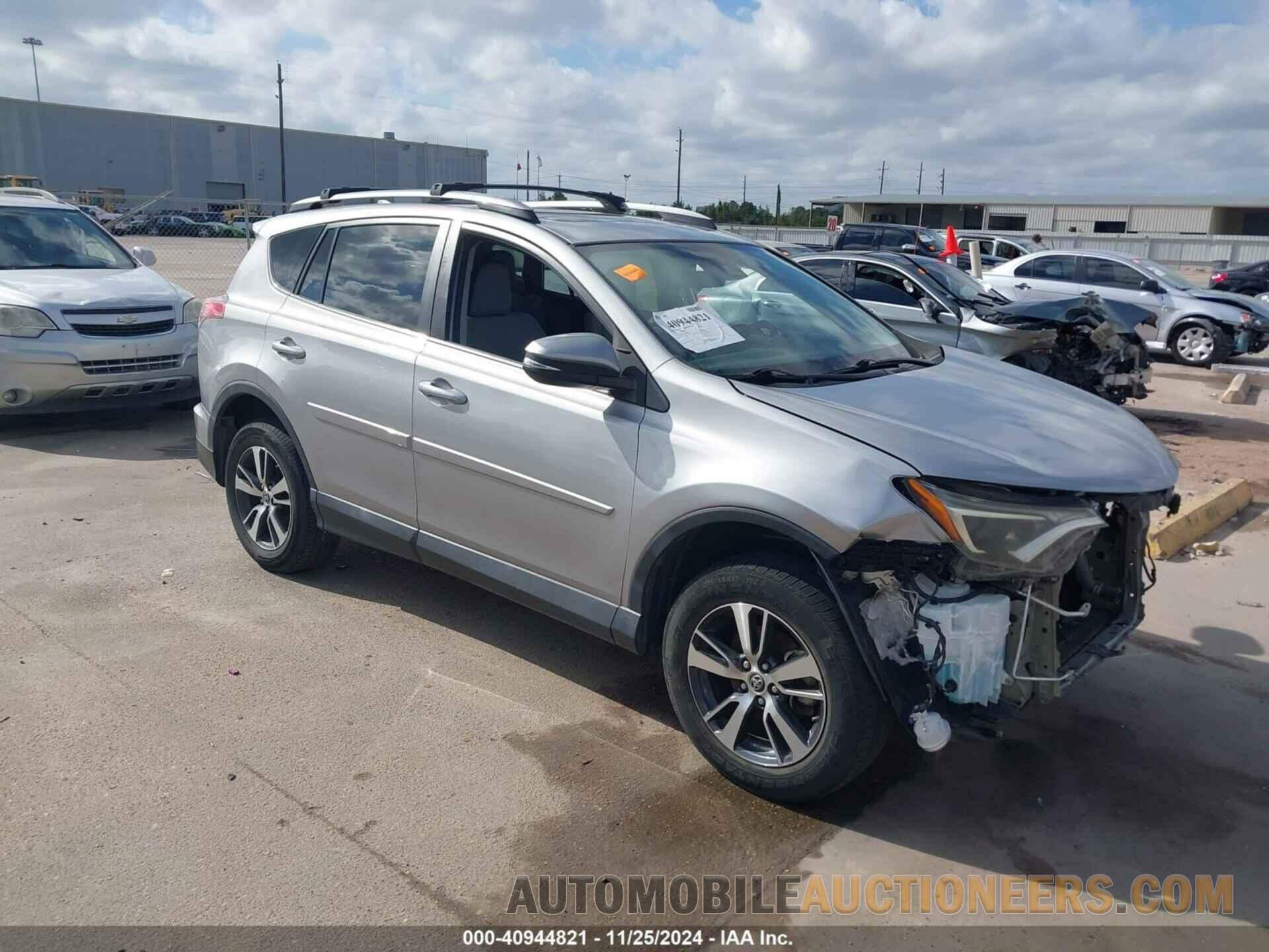 2T3WFREV5HW337787 TOYOTA RAV4 2017