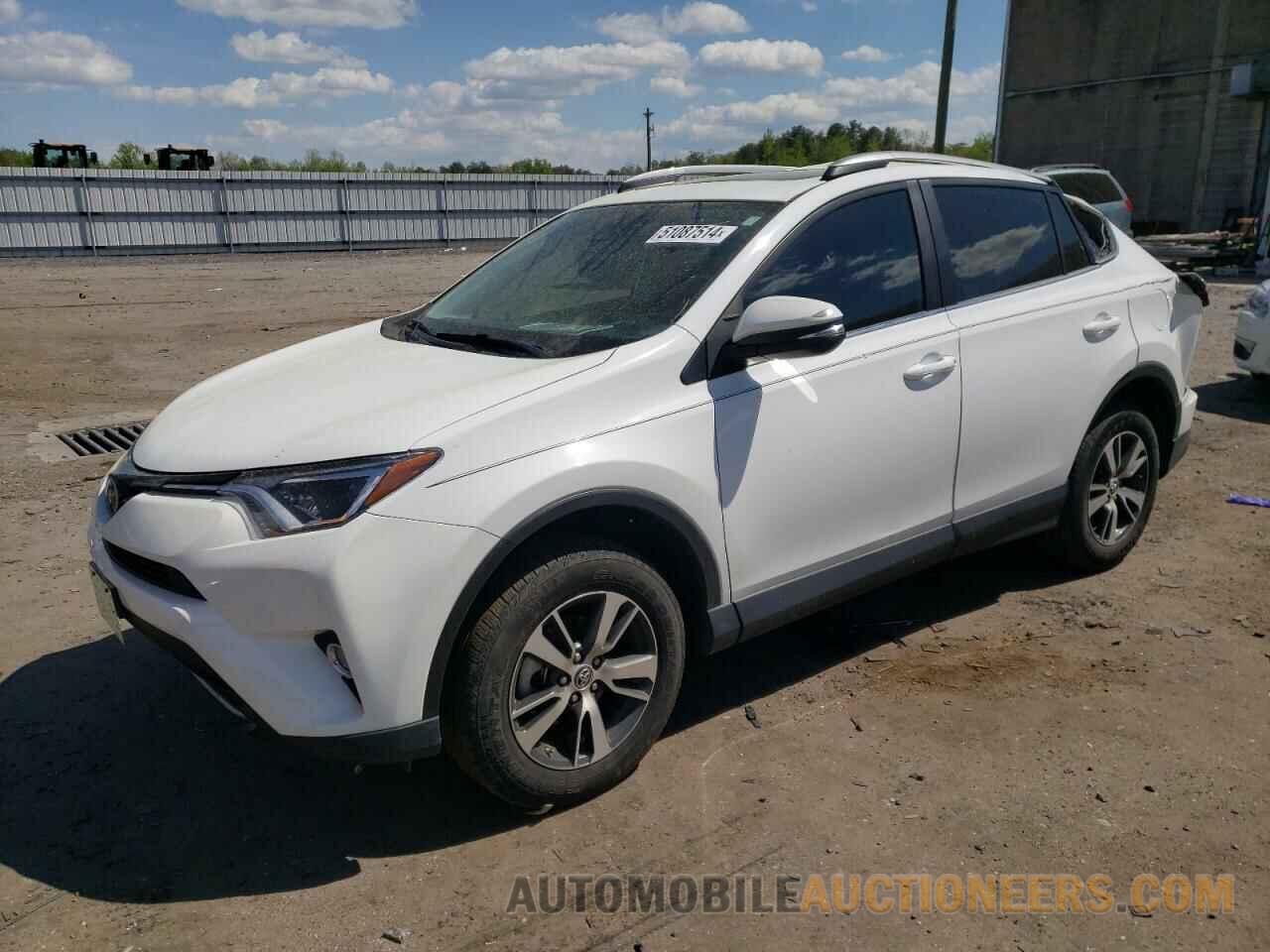 2T3WFREV5HW356923 TOYOTA RAV4 2017