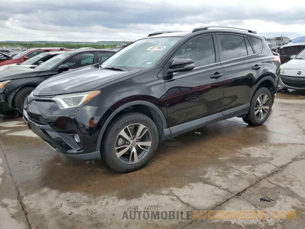 2T3WFREV5HW367808 TOYOTA RAV4 2017