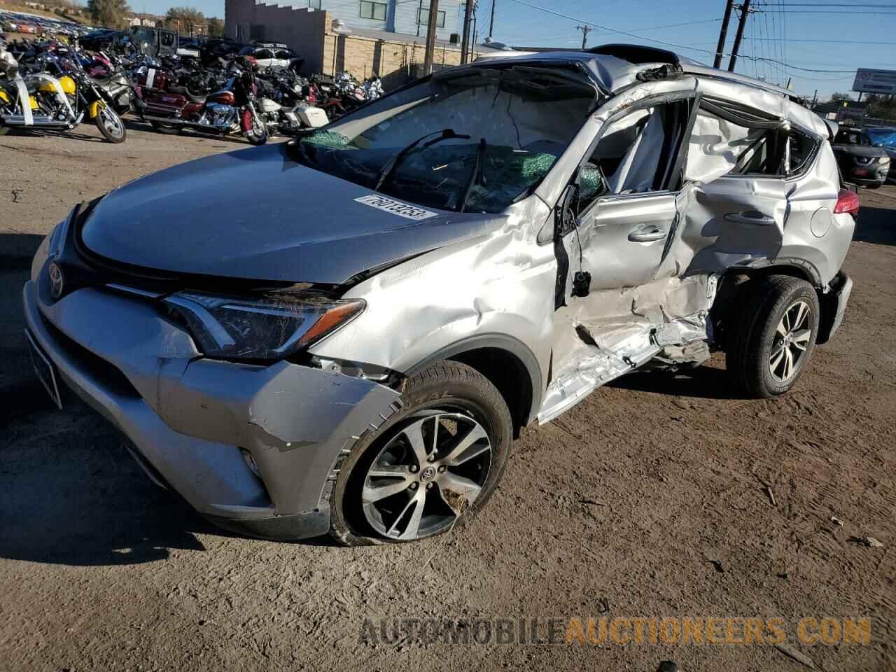 2T3WFREV5HW374838 TOYOTA RAV4 2017