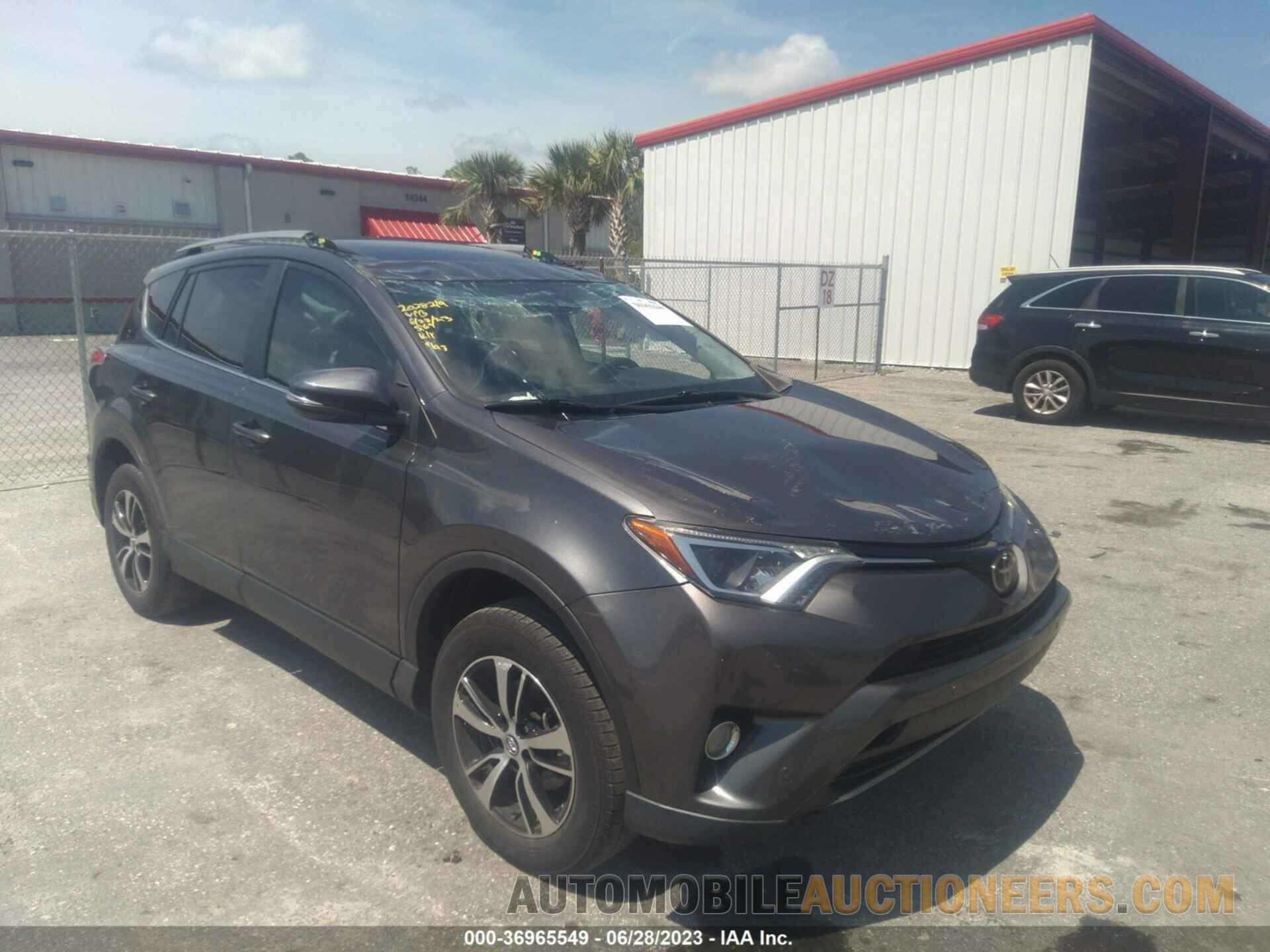 2T3WFREV5HW401889 TOYOTA RAV4 2017