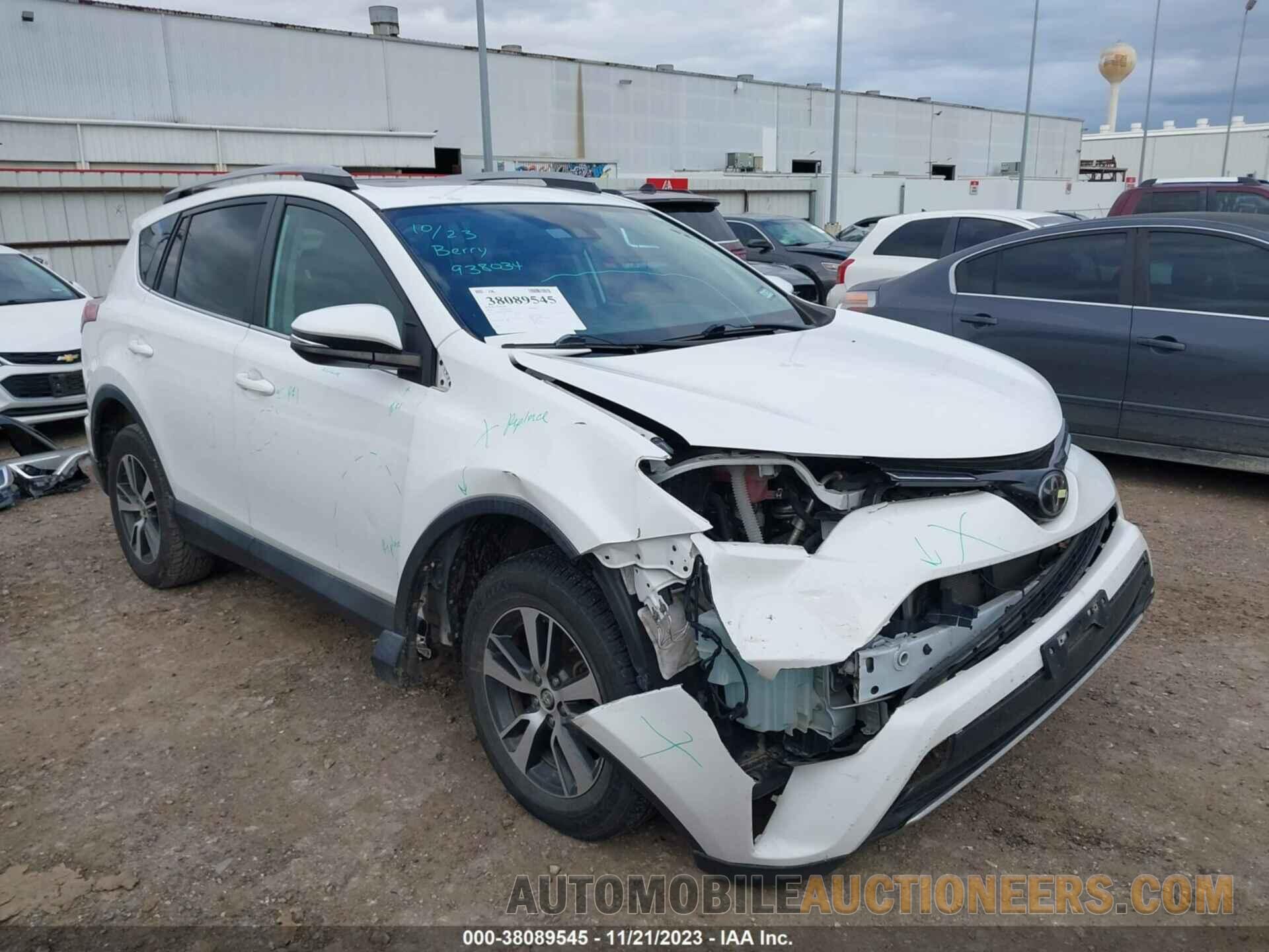 2T3WFREV5JW409819 TOYOTA RAV4 2018