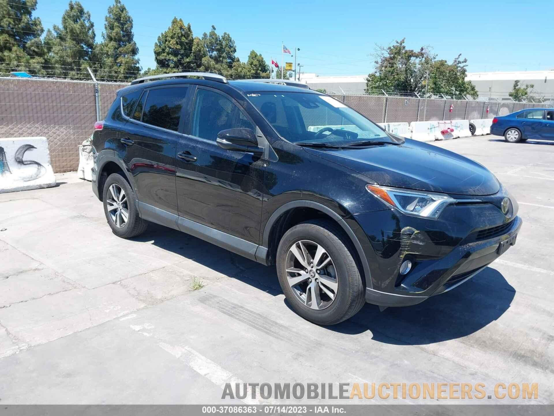 2T3WFREV5JW413529 TOYOTA RAV4 2018