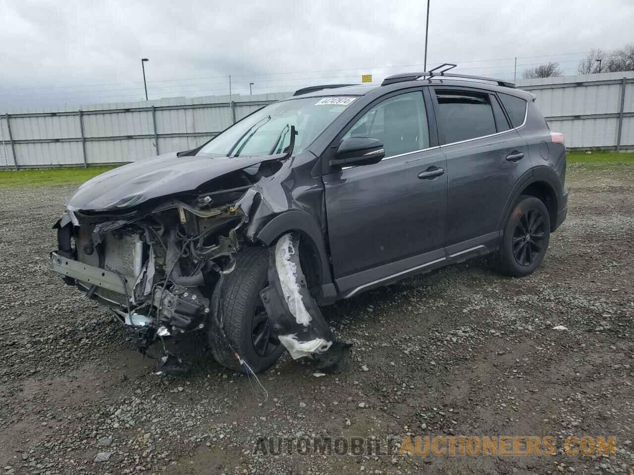 2T3WFREV5JW414972 TOYOTA RAV4 2018